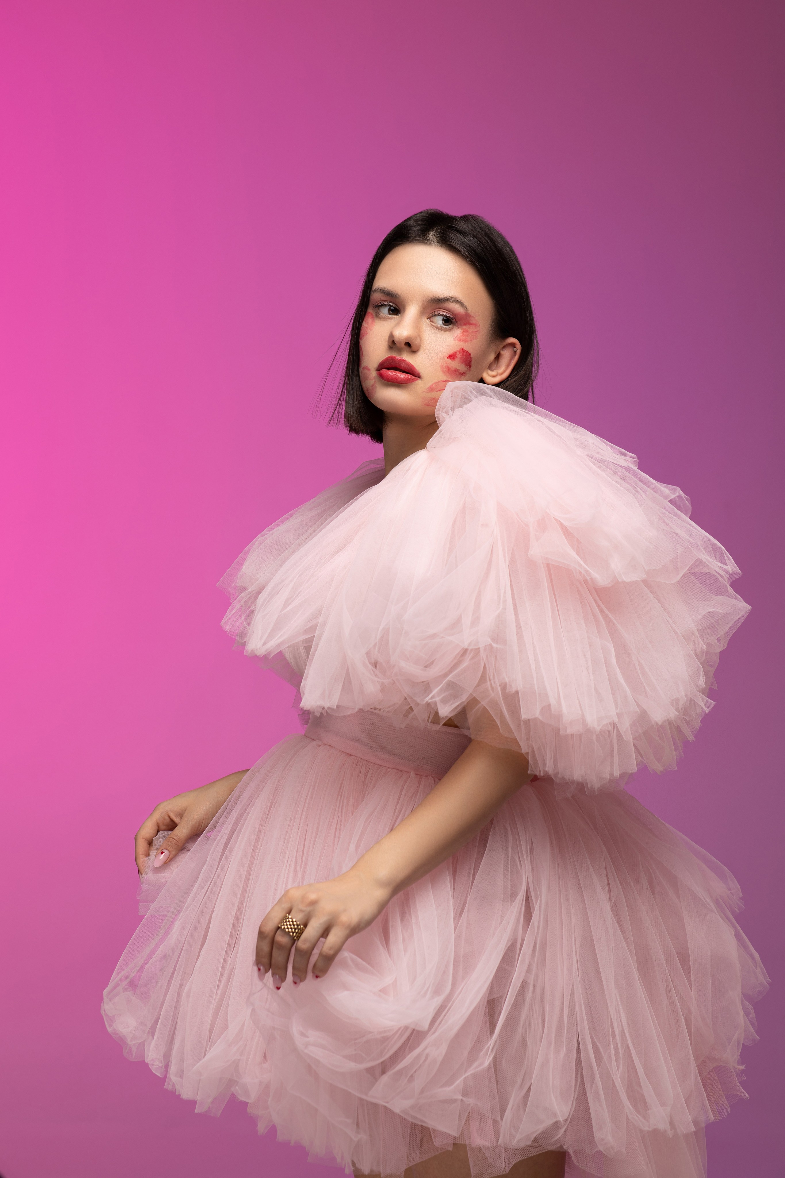 Цветной свет и фигуры. Фотограф Минск