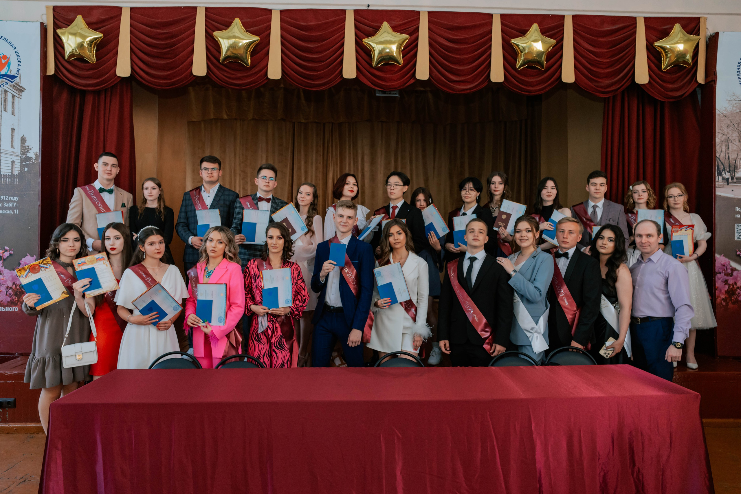 Школьный выпускной. Евгения Арефьева — свадебный и портретный фотограф в Чите