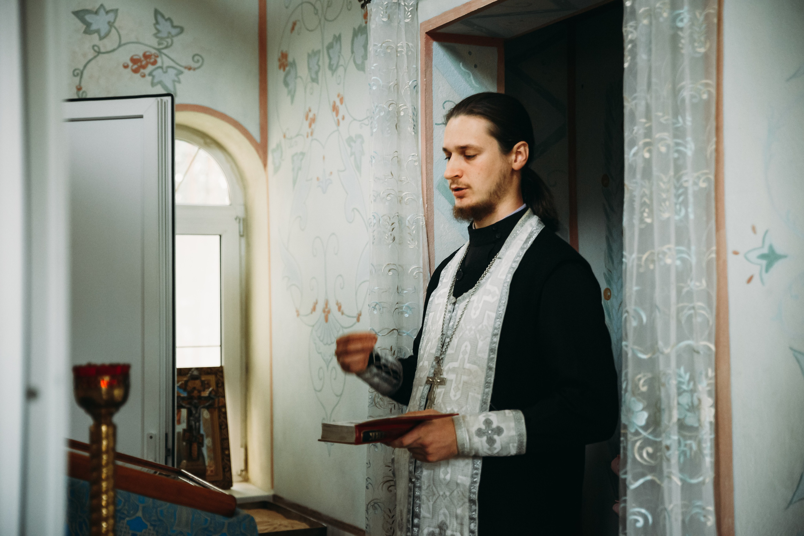 Фотосессия крещения в Новогрудке. Фотограф на крещение. Свадебный и семейный фотограф в Минске Филиппович Александр