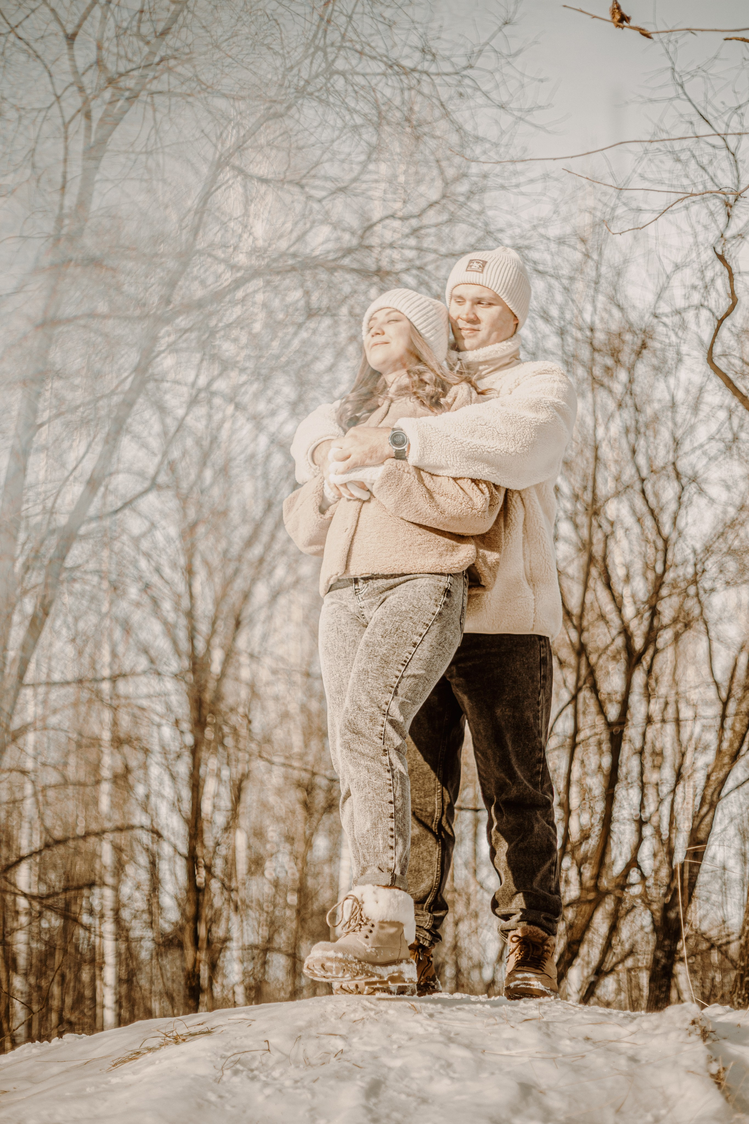 Тепло в зимнем лесу. Арт-фотограф Крис Л. в Тобольске: портрет, семейные, свадьбы