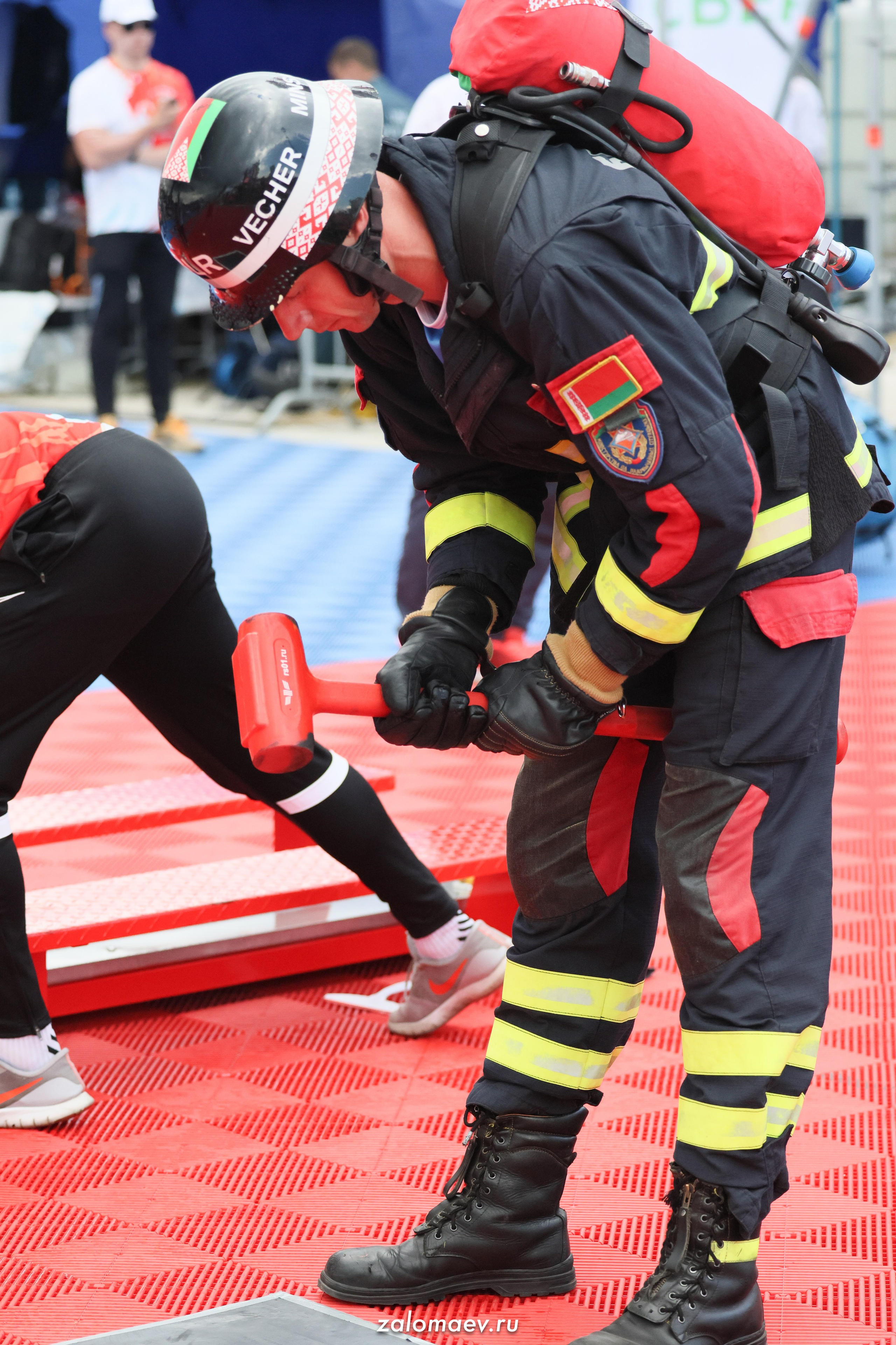 Сильнейший пожарный. Фотограф Александр Заломаев