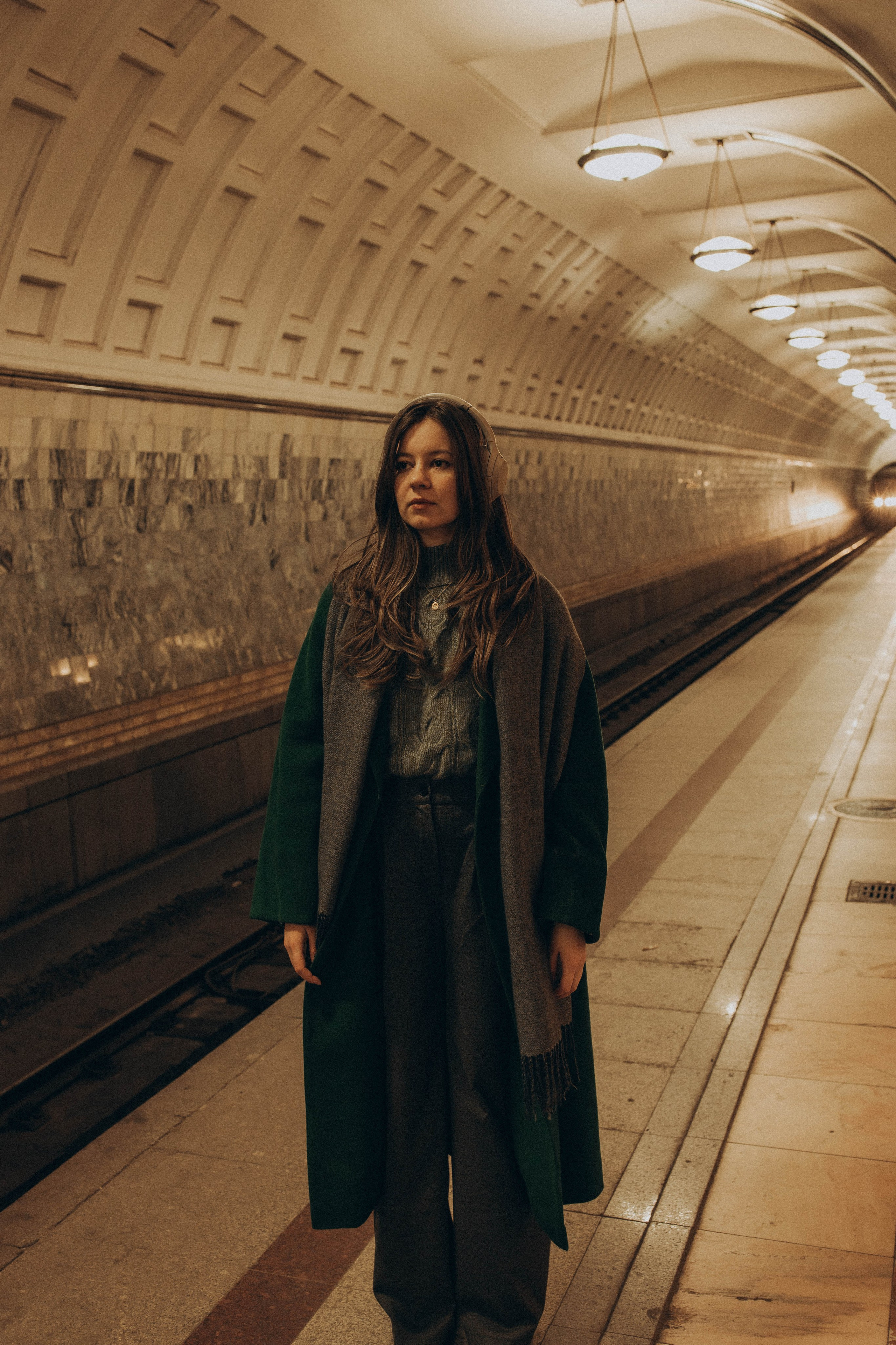 Мария прогулка в центре. Фотограф lifestylе в Москве Пшеничная Анастасия