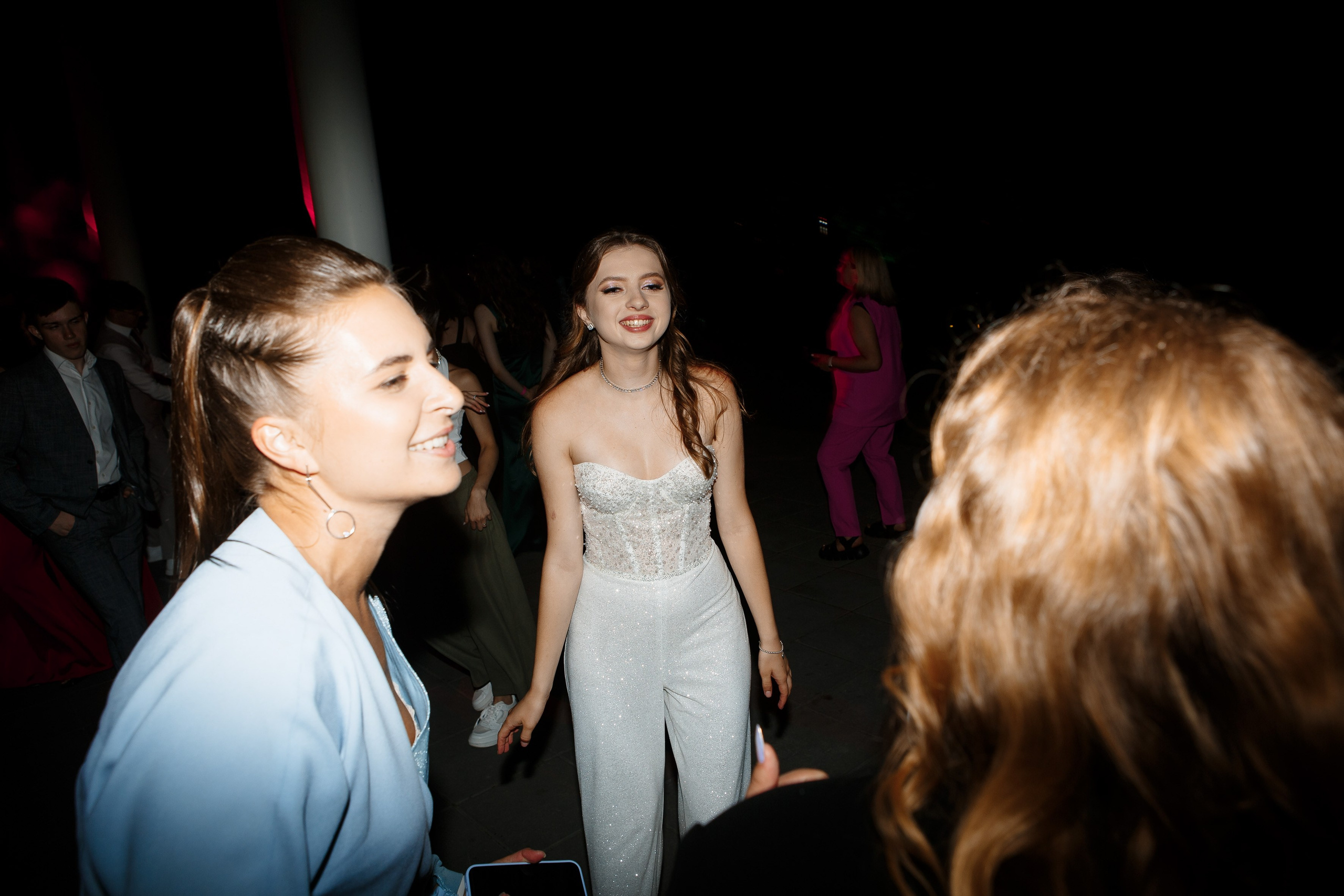 Выпускной Гимназия 12 2024 OpenHouse. Свадебный и портретный Фотограф в Липецке Дмитрий Котюков