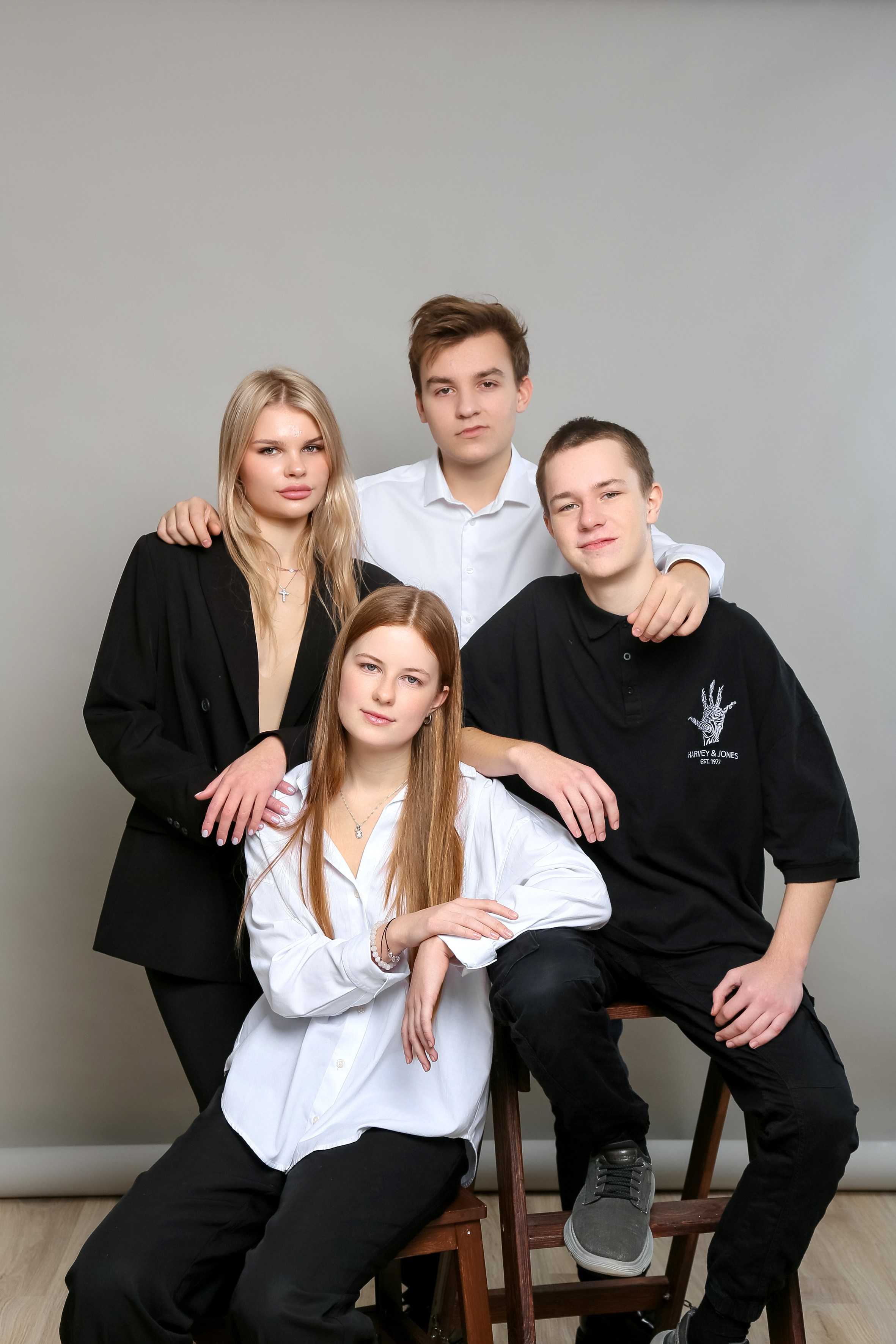 Студийные фото. Школьные выпускные альбомы в Белгороде