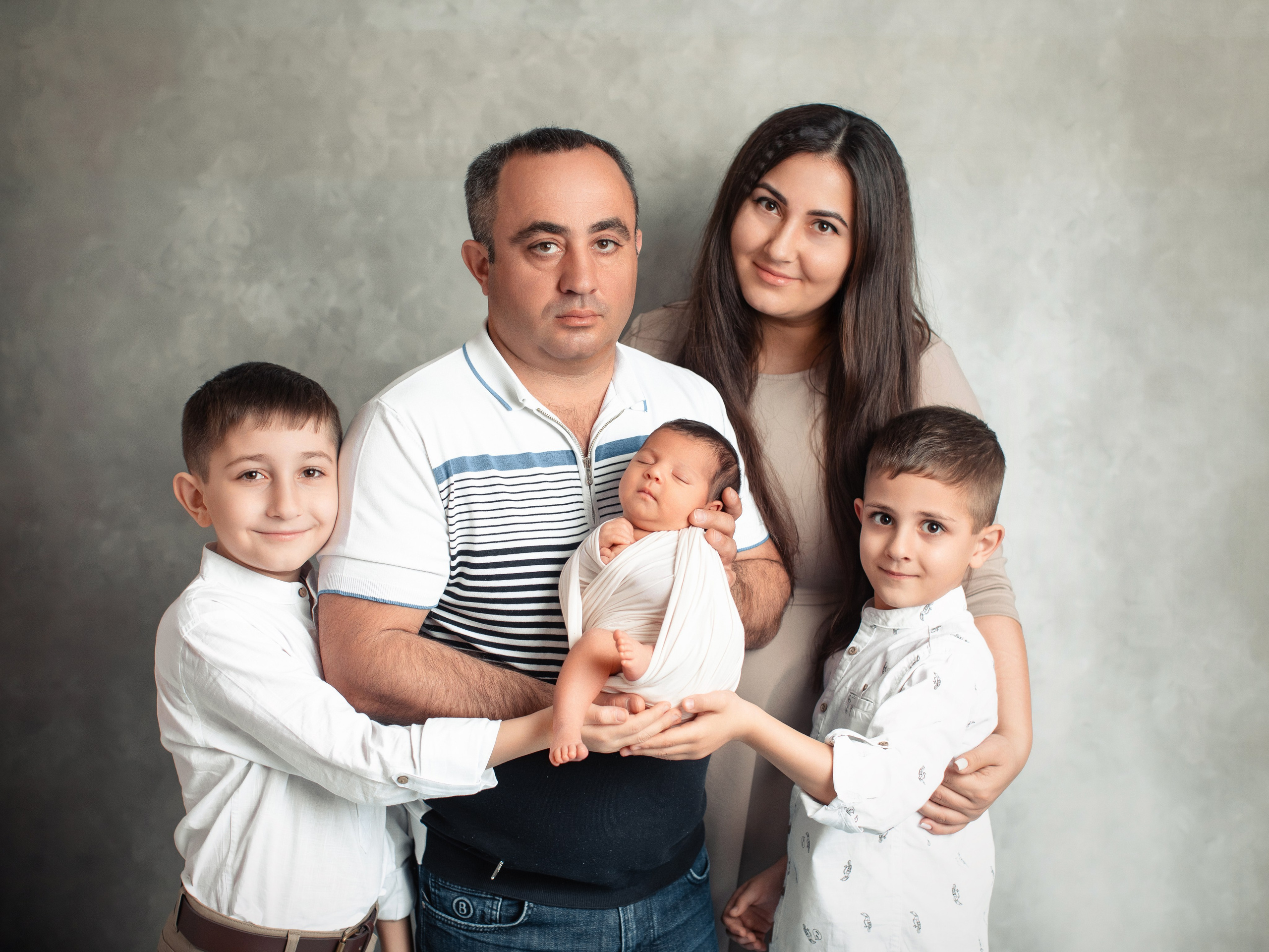Примеры с семьей. Фотограф новорождённых и детей до года на КМВ