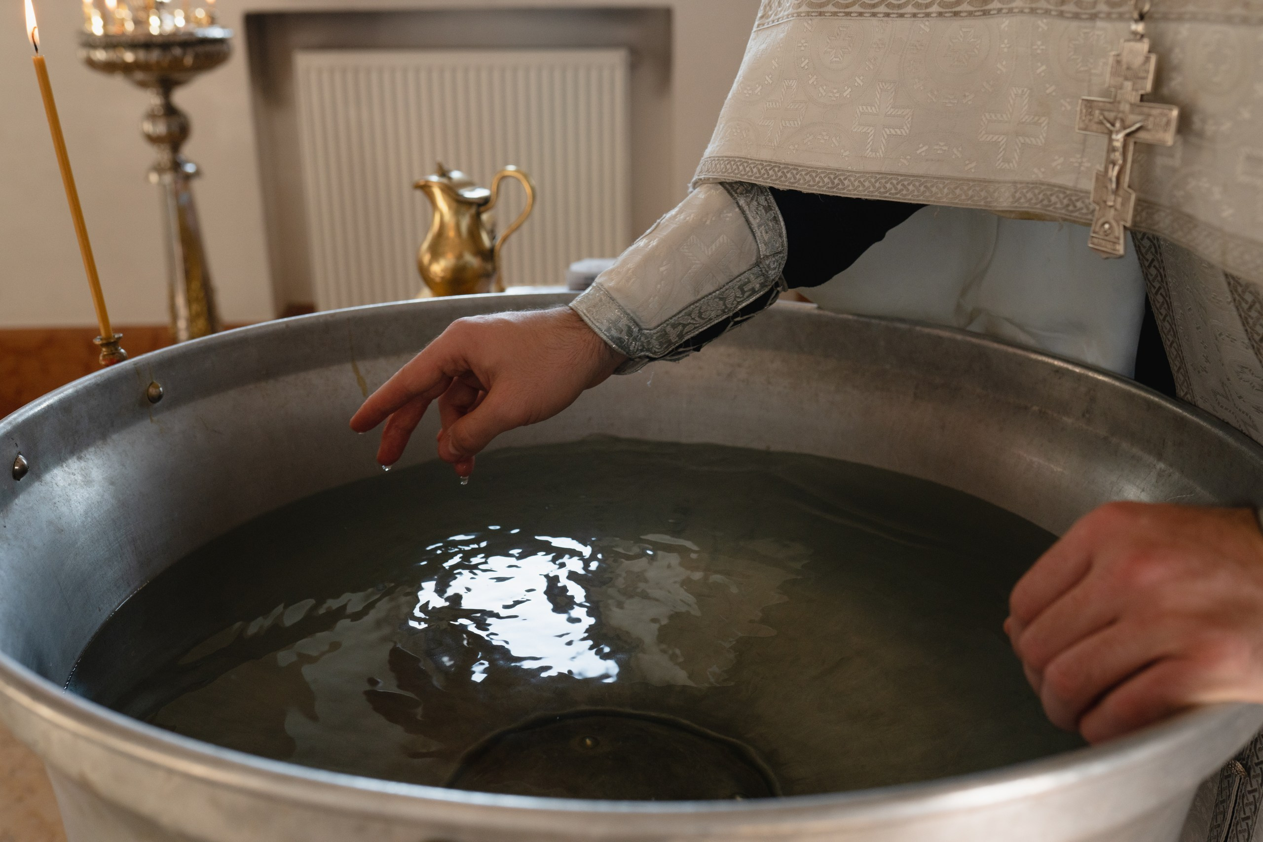 Артем. Церковь Константина и Елены. Семейный фотограф в Москве Лилия Лебедева