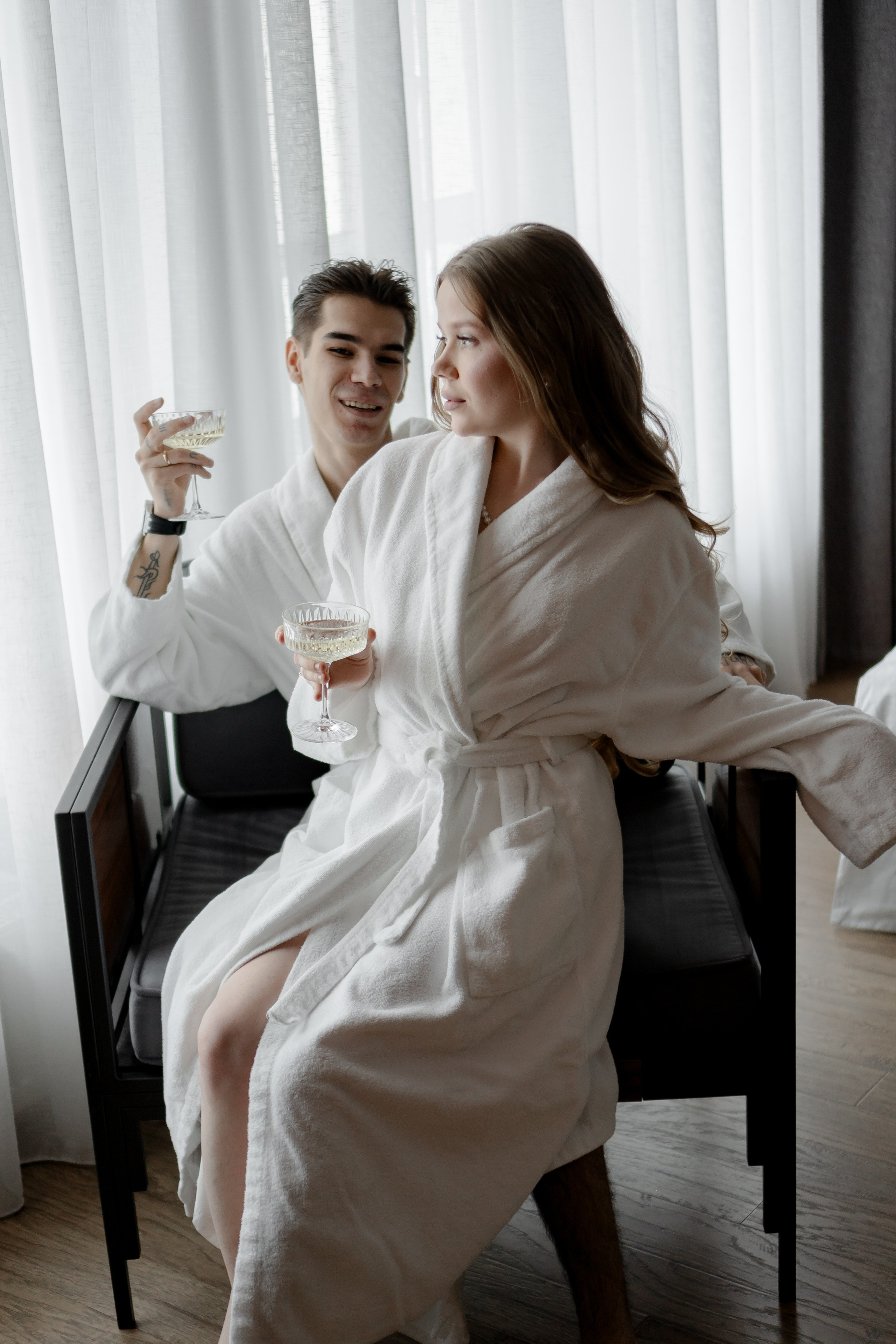 УТРО ЖЕНИХА И НЕВЕСТЫ (СНЯТО В СИБИРЕ В НИЖНЕВАРТОВСКЕ). Профессиональный фотограф, Санкт-Петербург — Виктория Богомолова