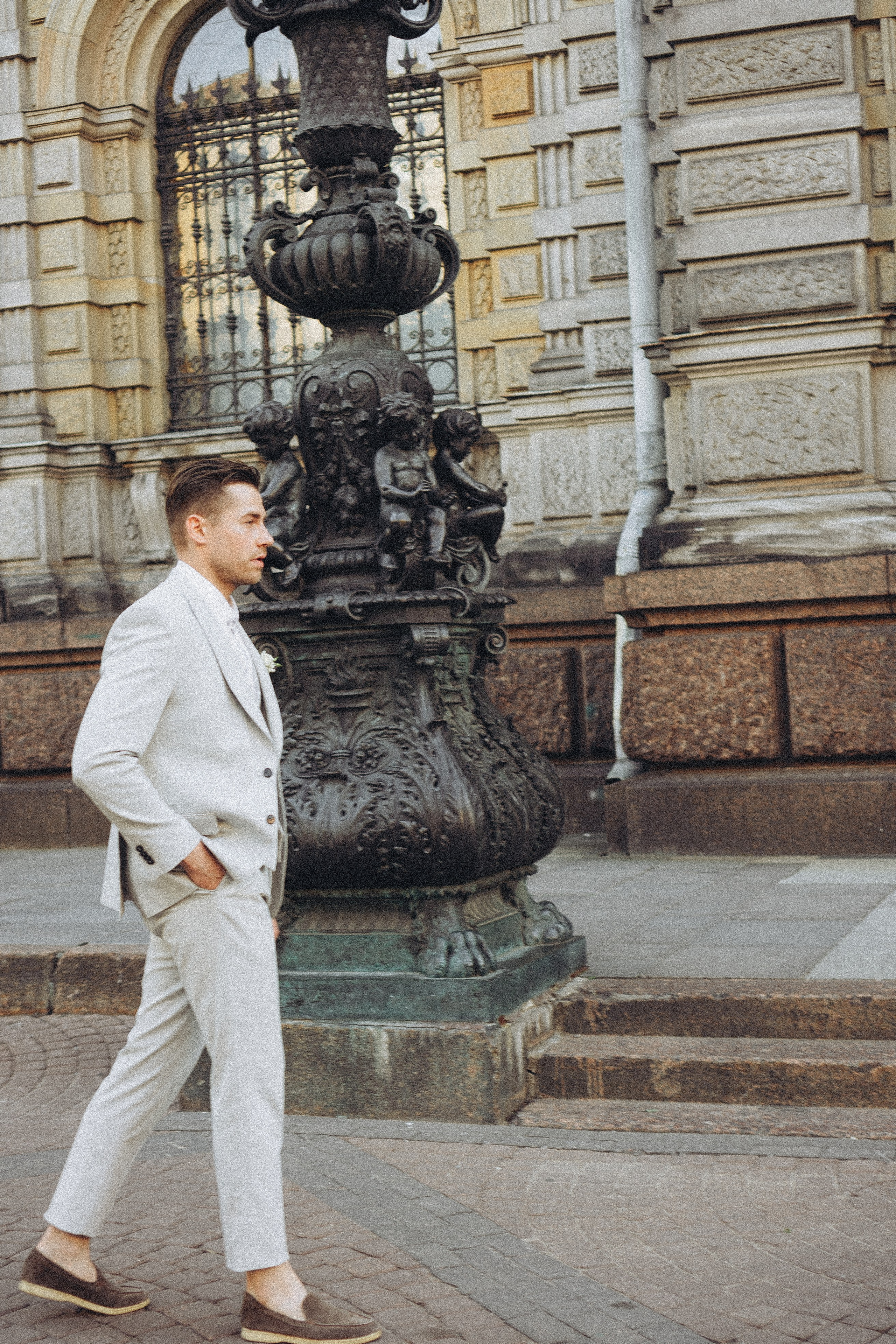 Свадебная сьемка у академии Штиглица. Профессиональный фотограф, Санкт-Петербург — Виктория Богомолова