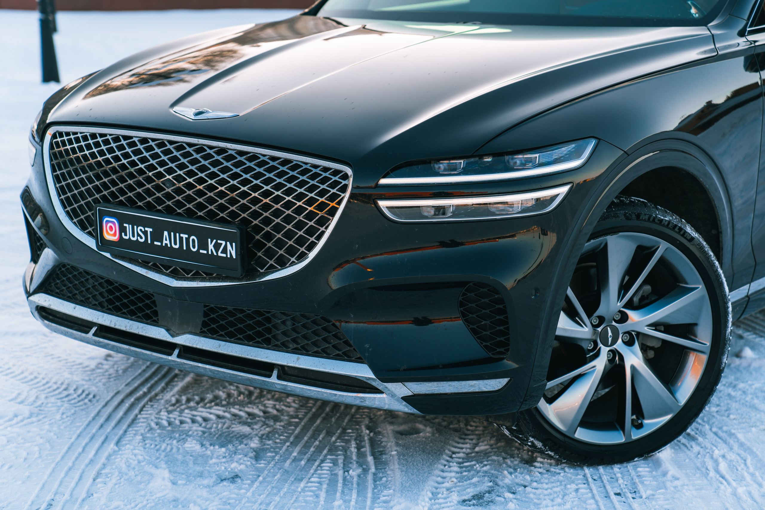 Genesis GV70. Идеальные портреты для соцсетей — Фотограф Ленар