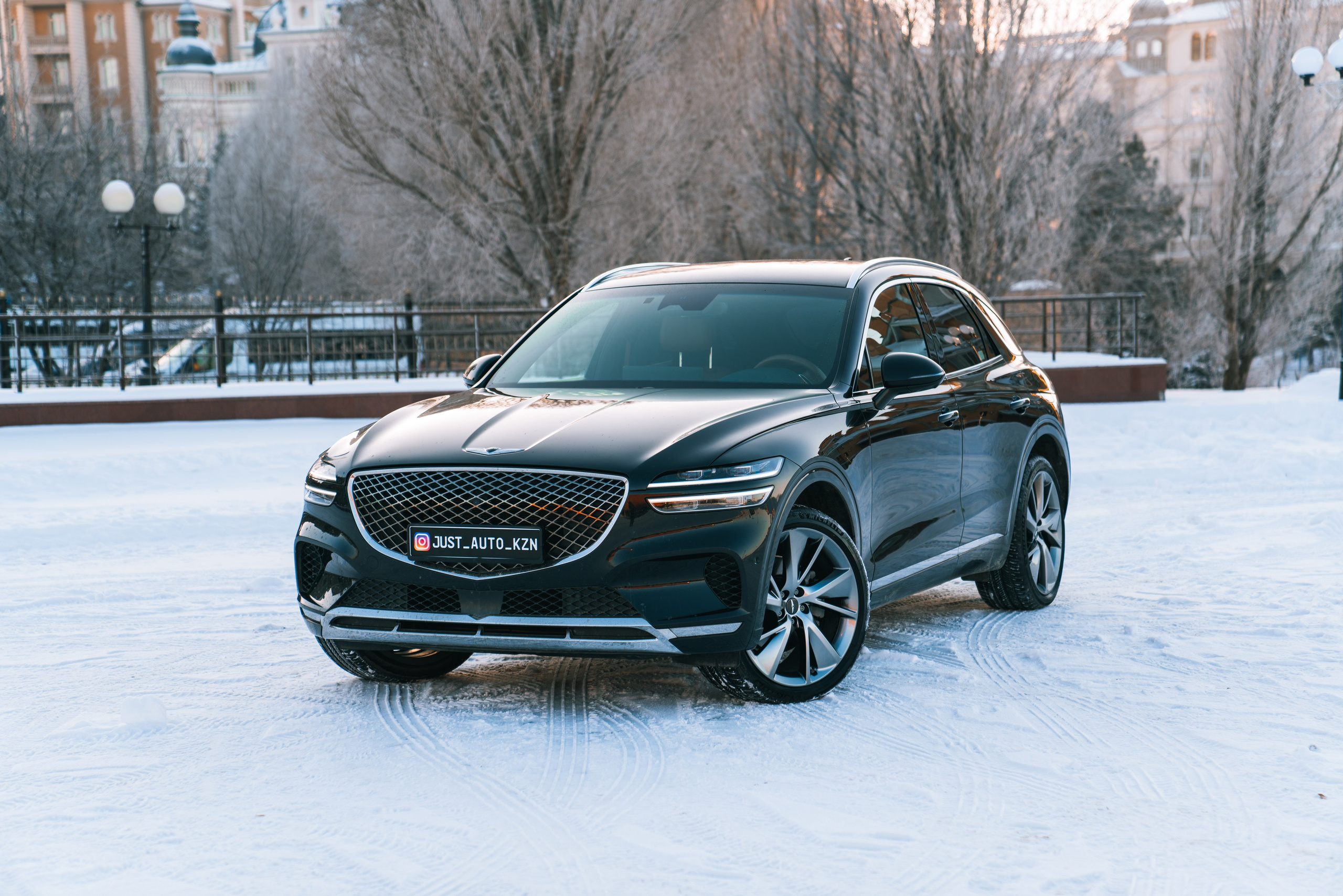 Genesis GV70. Идеальные портреты для соцсетей — Фотограф Ленар