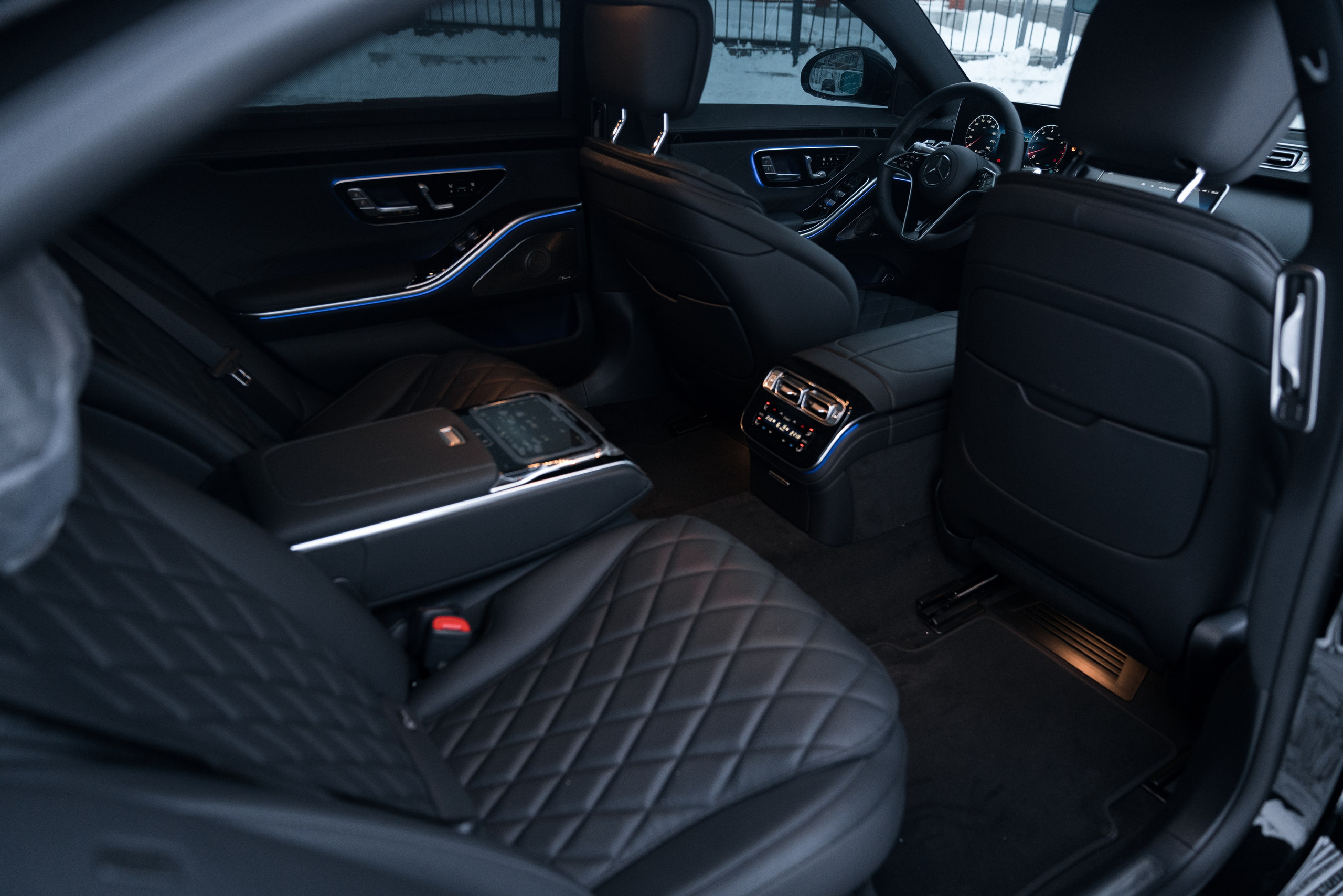 Mercedes-Benz S450. Идеальные портреты для соцсетей — Фотограф Ленар