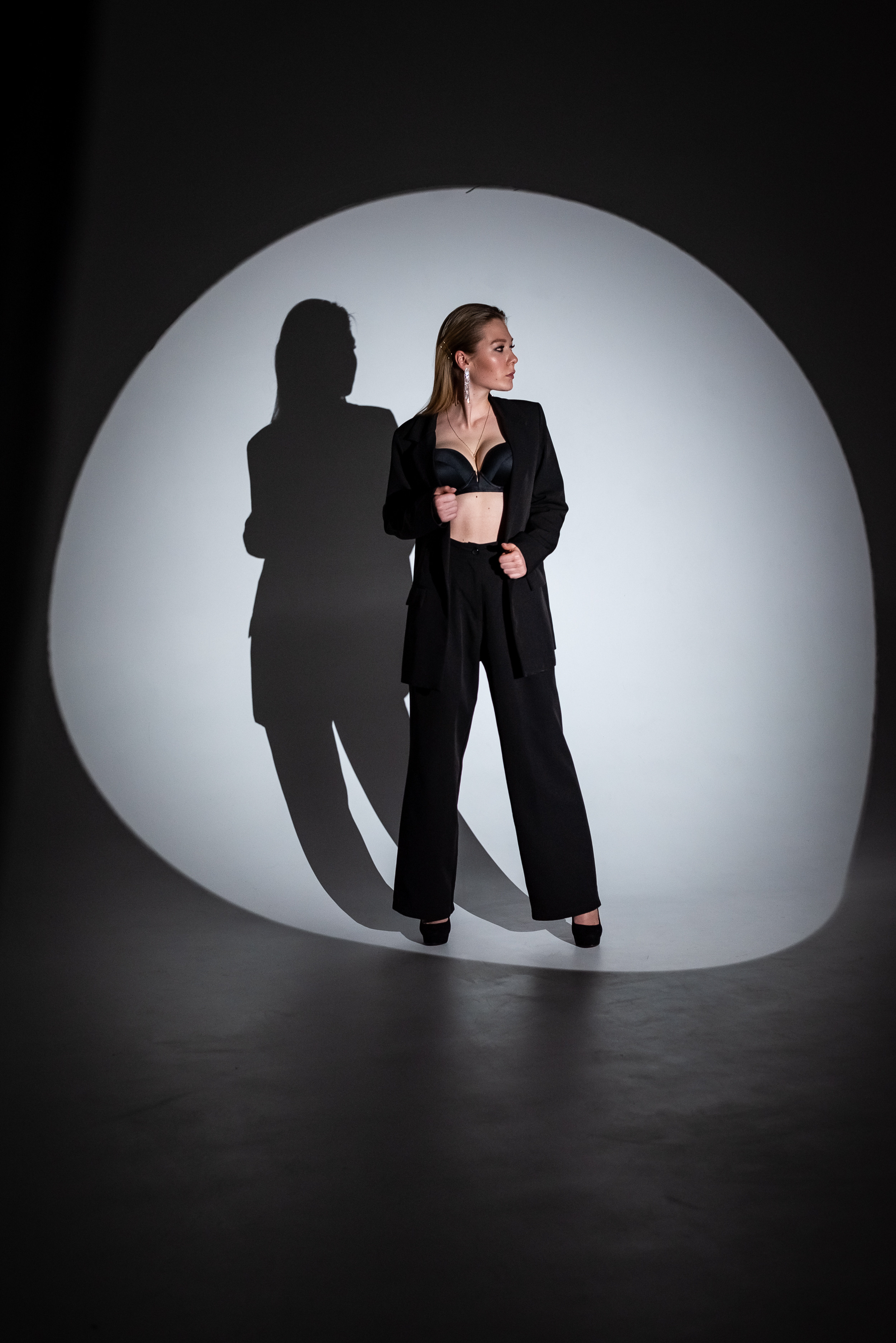 Фотосессия с масками ГОБО и зеркальным диско шаром. КОНТЕНТ |БРЕНД фотограф Санкт-Петербург — Жанна Олтаржевская