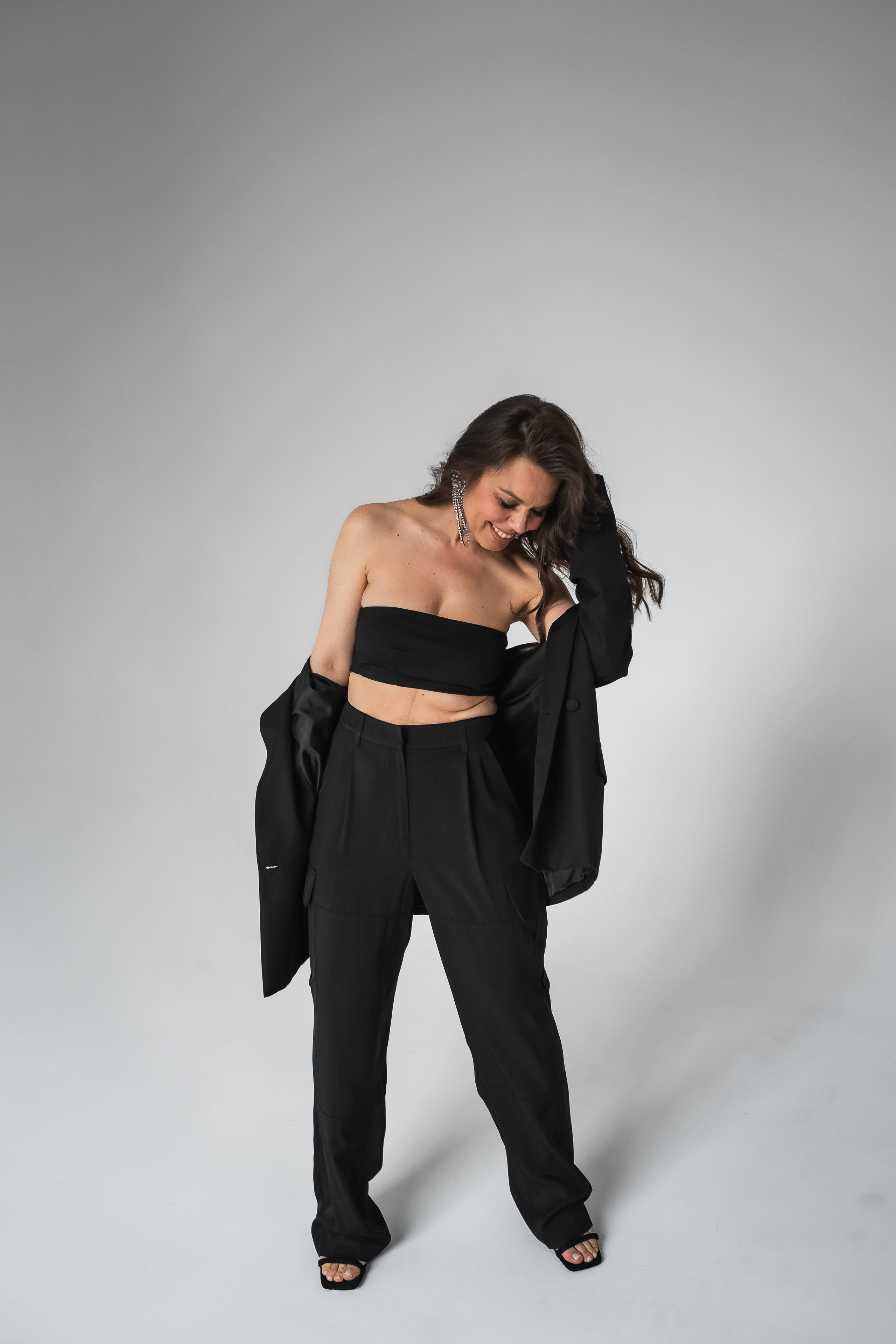 Женский портрет на циклораме. КОНТЕНТ |БРЕНД фотограф Санкт-Петербург — Жанна Олтаржевская