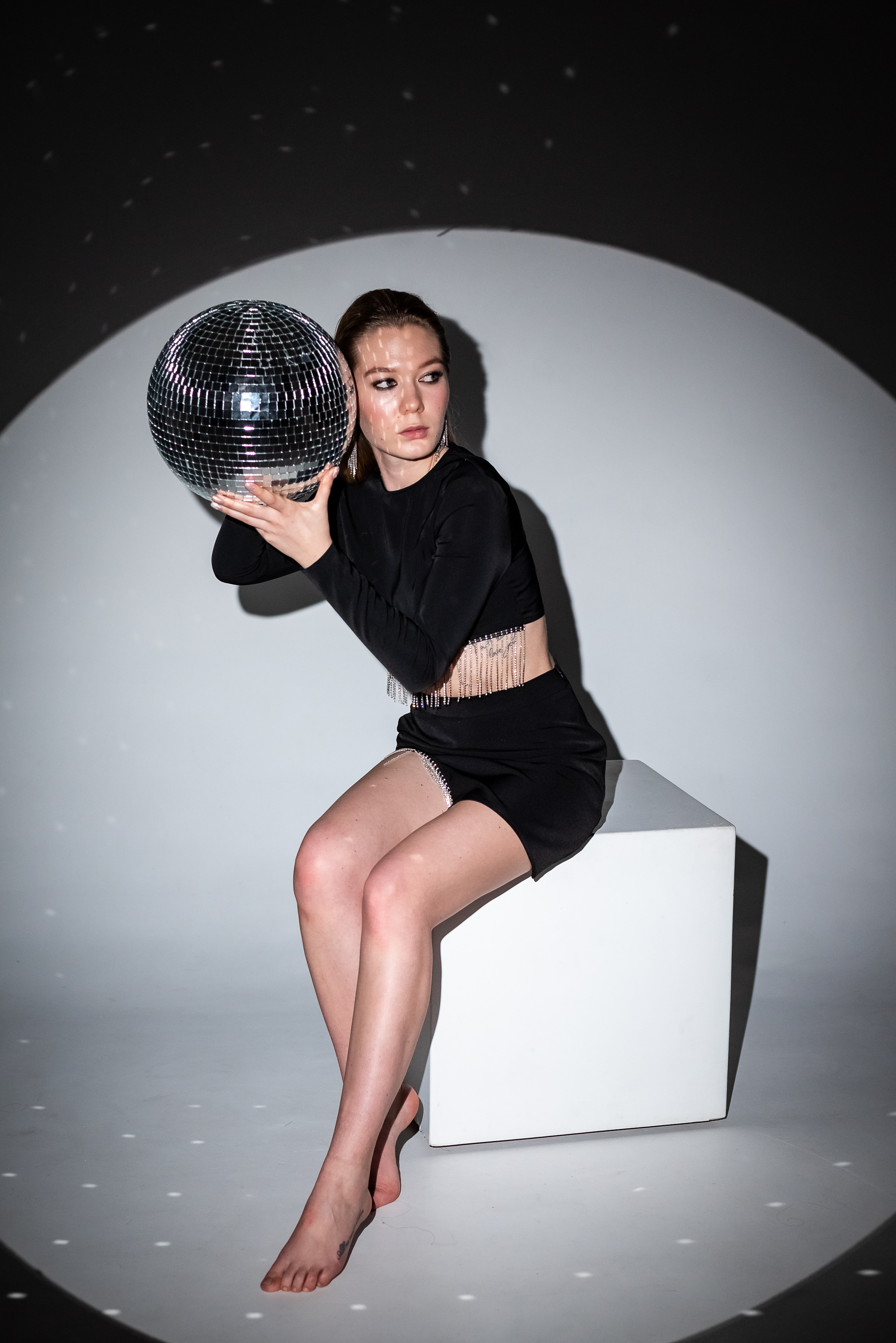 Фотосессия с масками ГОБО и зеркальным диско шаром. КОНТЕНТ |БРЕНД фотограф Санкт-Петербург — Жанна Олтаржевская