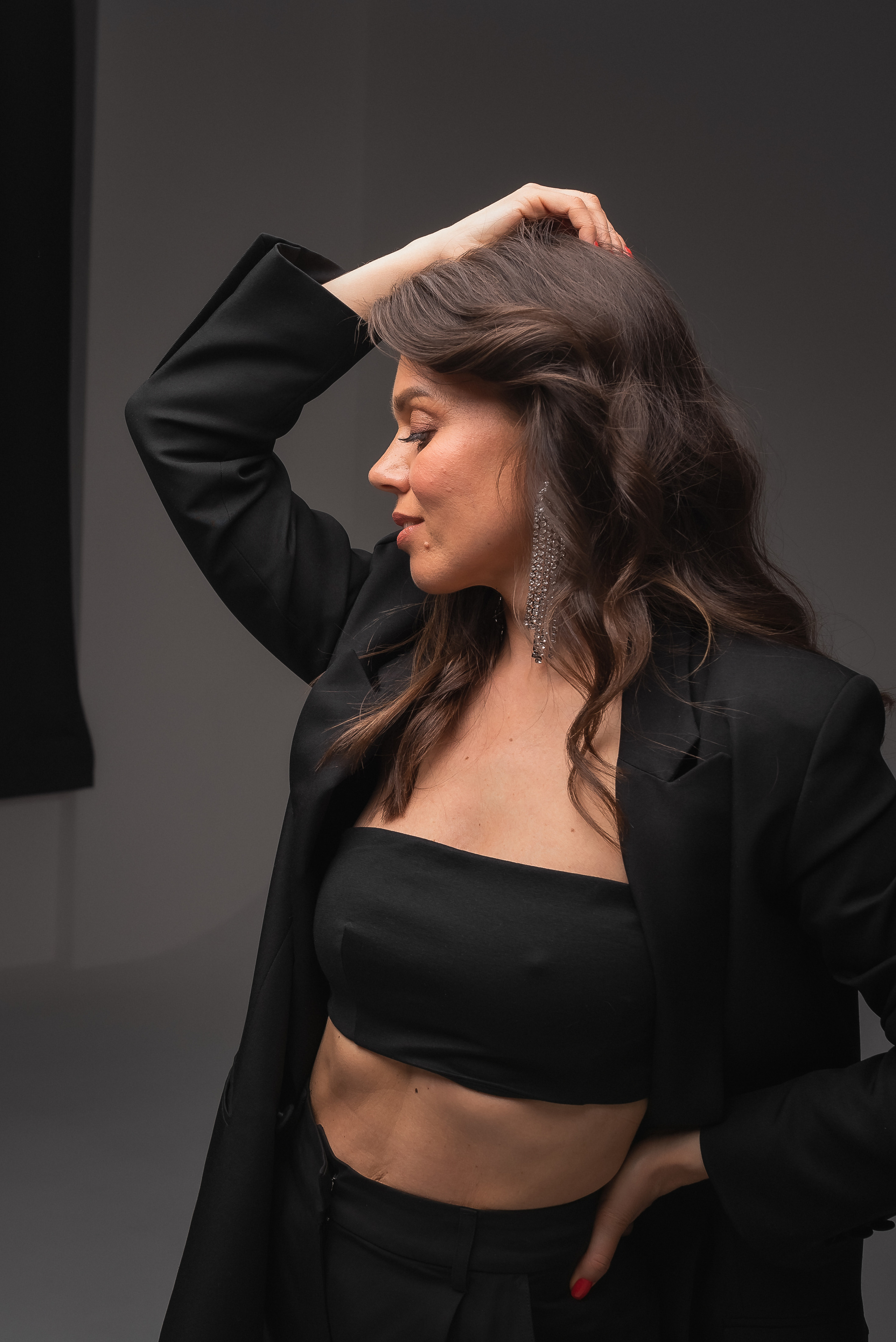 Женский портрет на циклораме. КОНТЕНТ |БРЕНД фотограф Санкт-Петербург — Жанна Олтаржевская