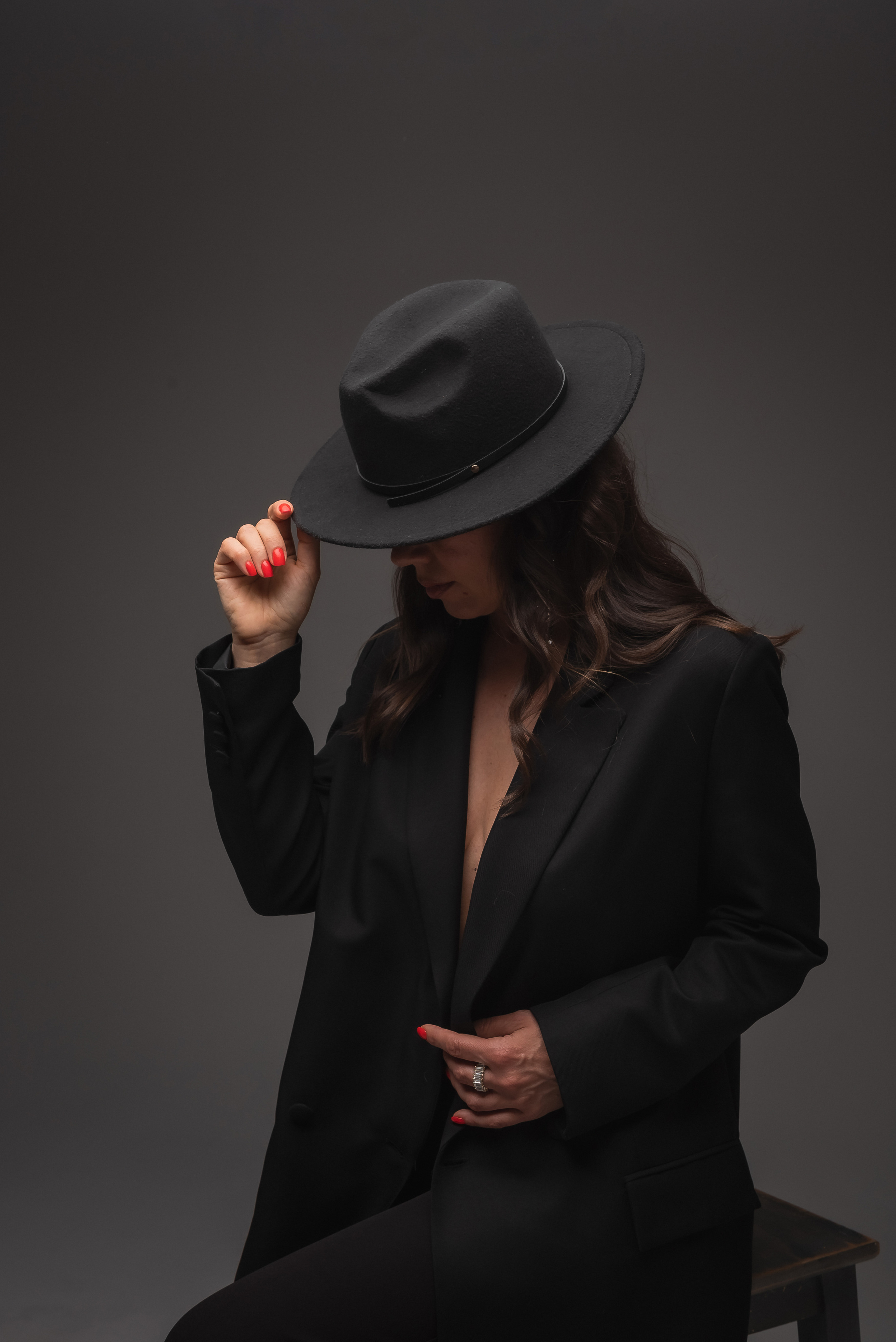 Женский портрет на циклораме. КОНТЕНТ |БРЕНД фотограф Санкт-Петербург — Жанна Олтаржевская