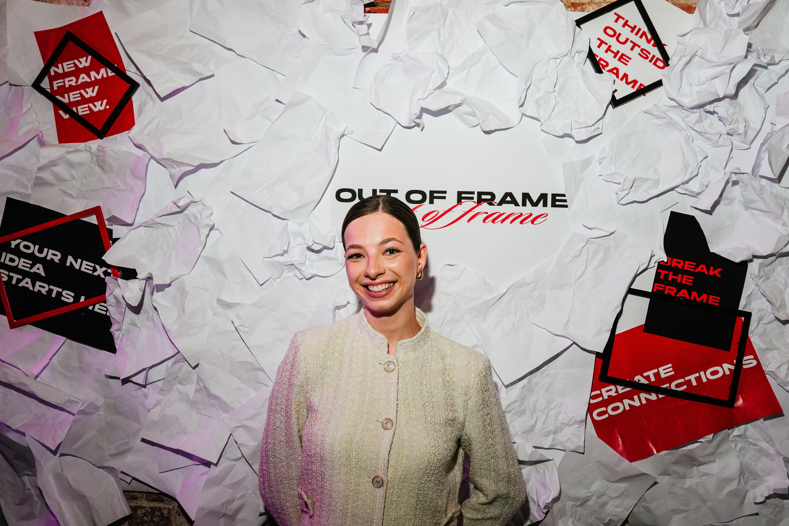 «OUT OF FRAME» / 18.06. Репортажный фотограф в Москве Старовойтов Матвей