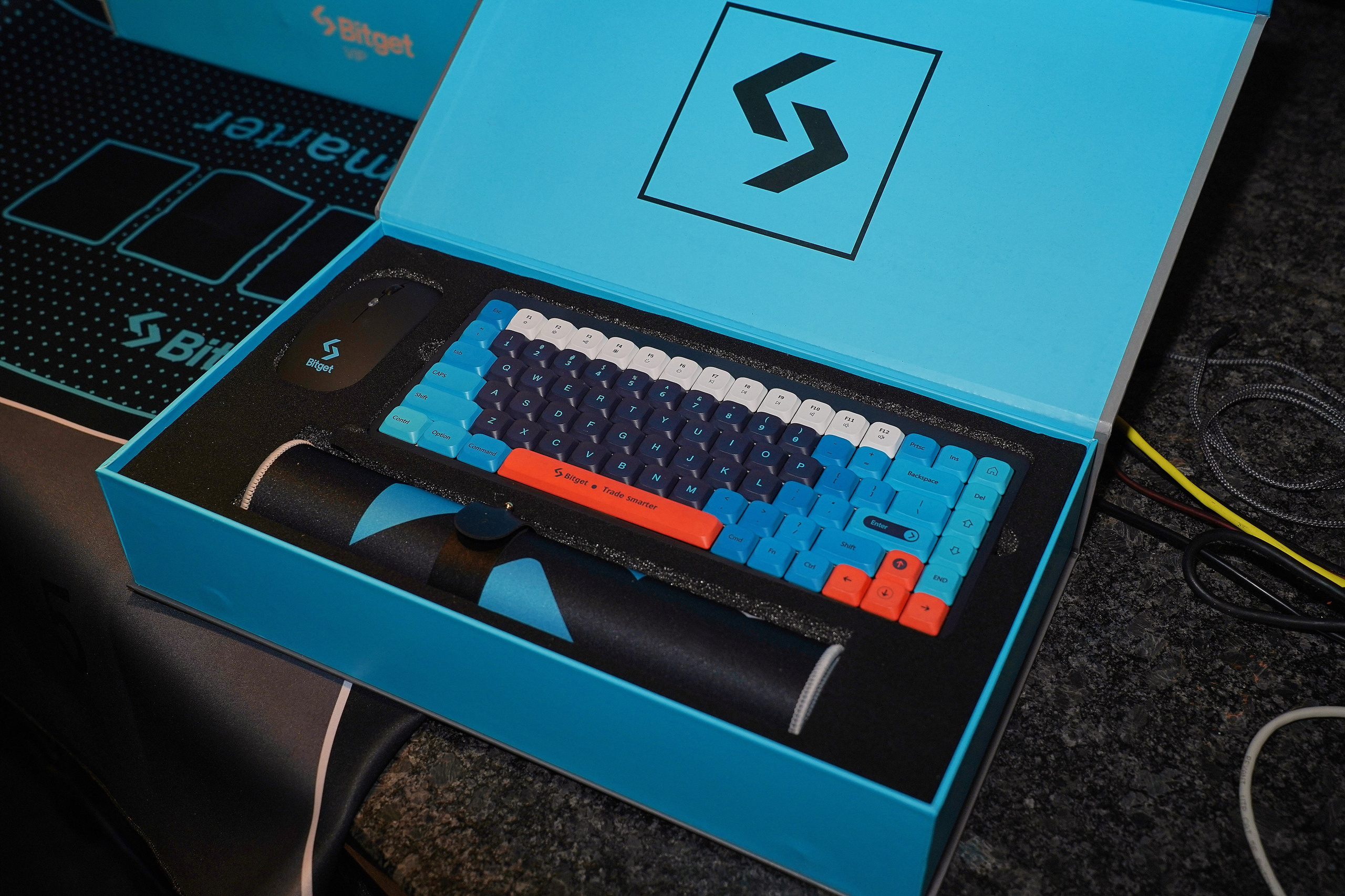 Bitget. Фотограф