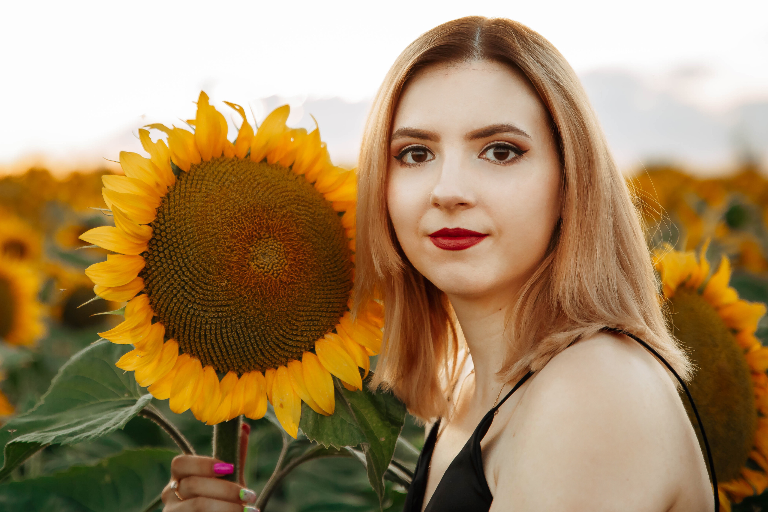 Фотосессия в цветущих полях. Фотограф в Феодосии Наталья Булгакова