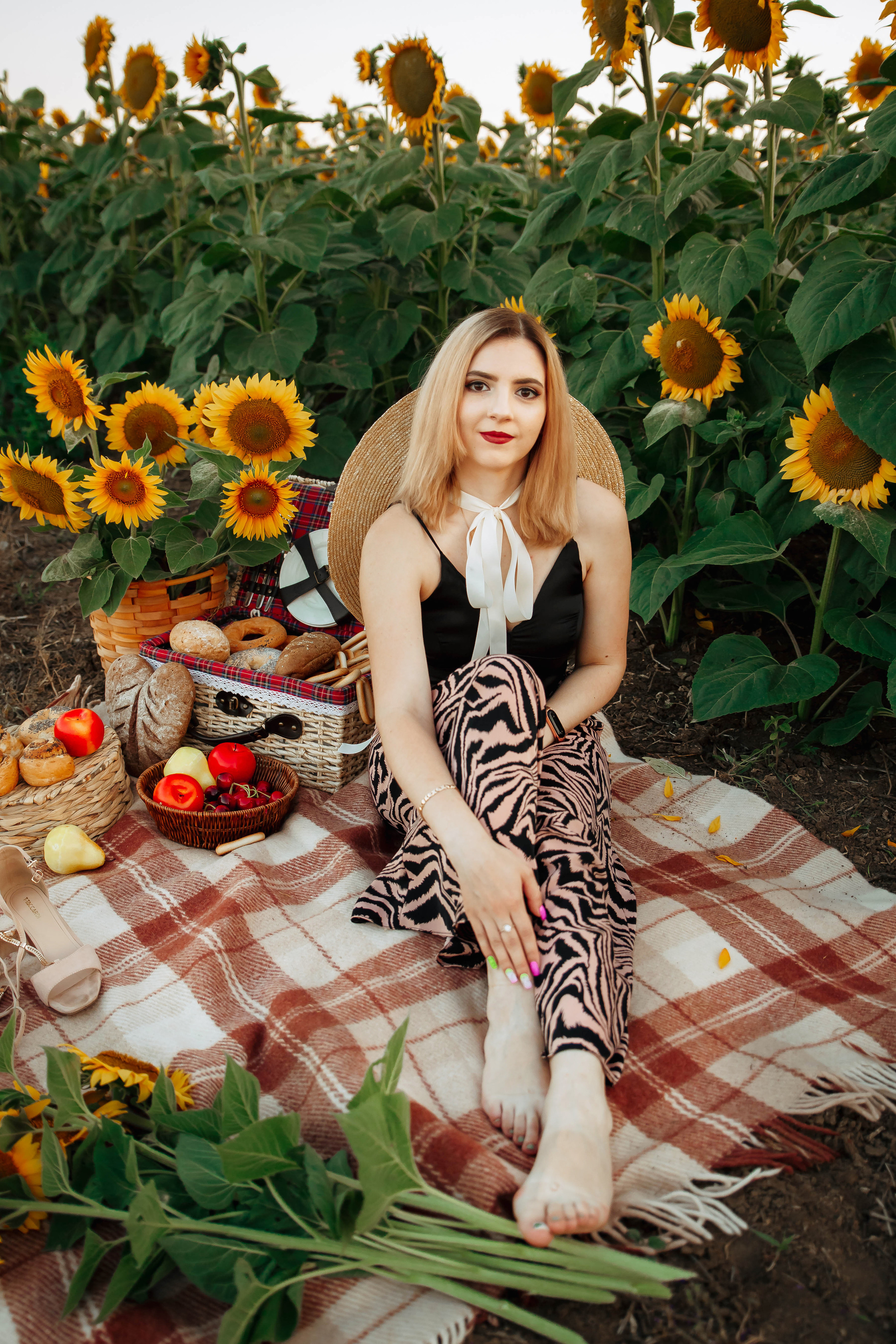 Фотосессия в цветущих полях. Фотограф в Феодосии Наталья Булгакова