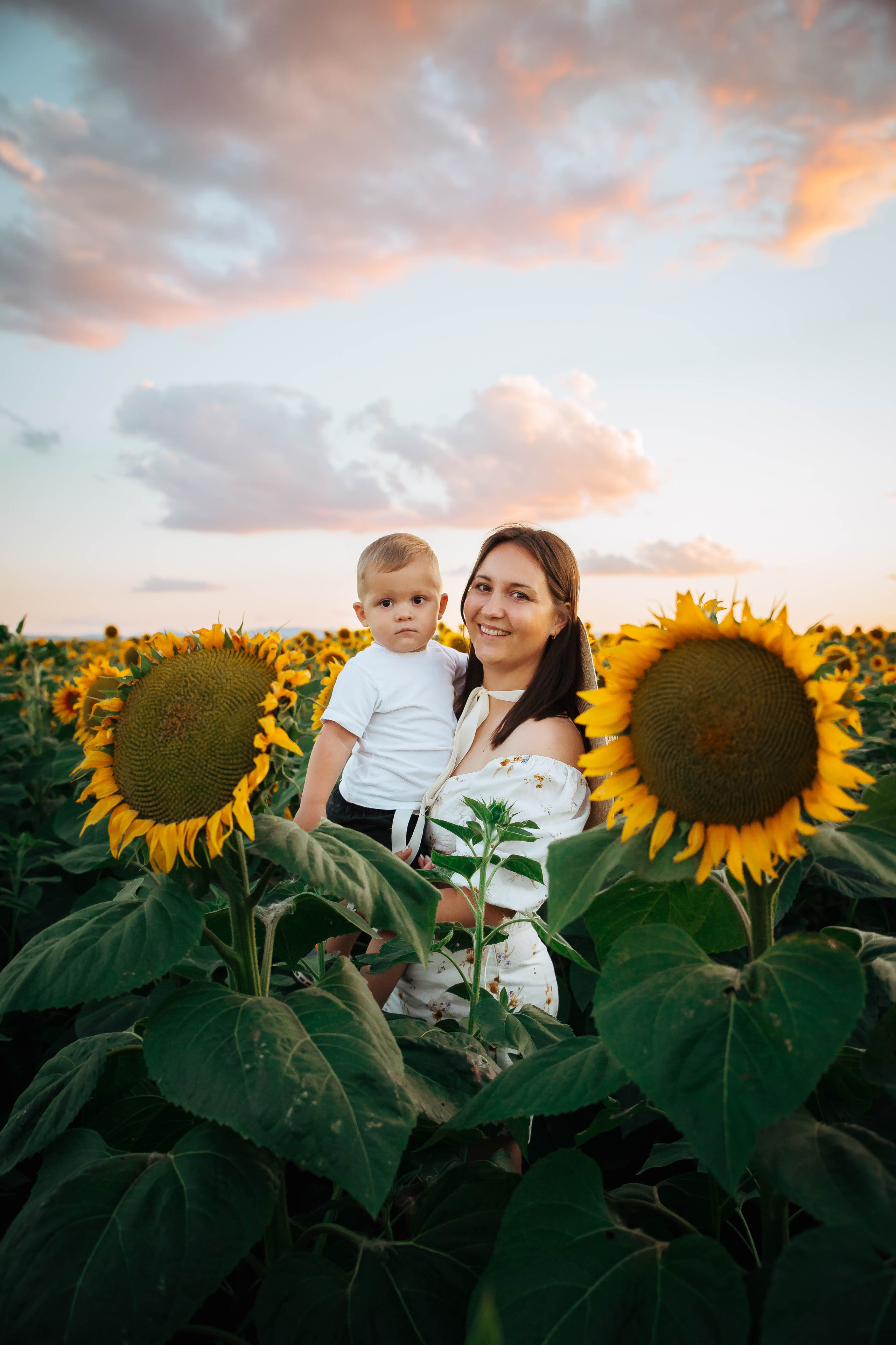 Фотосессия в цветущих полях. Фотограф в Феодосии Наталья Булгакова