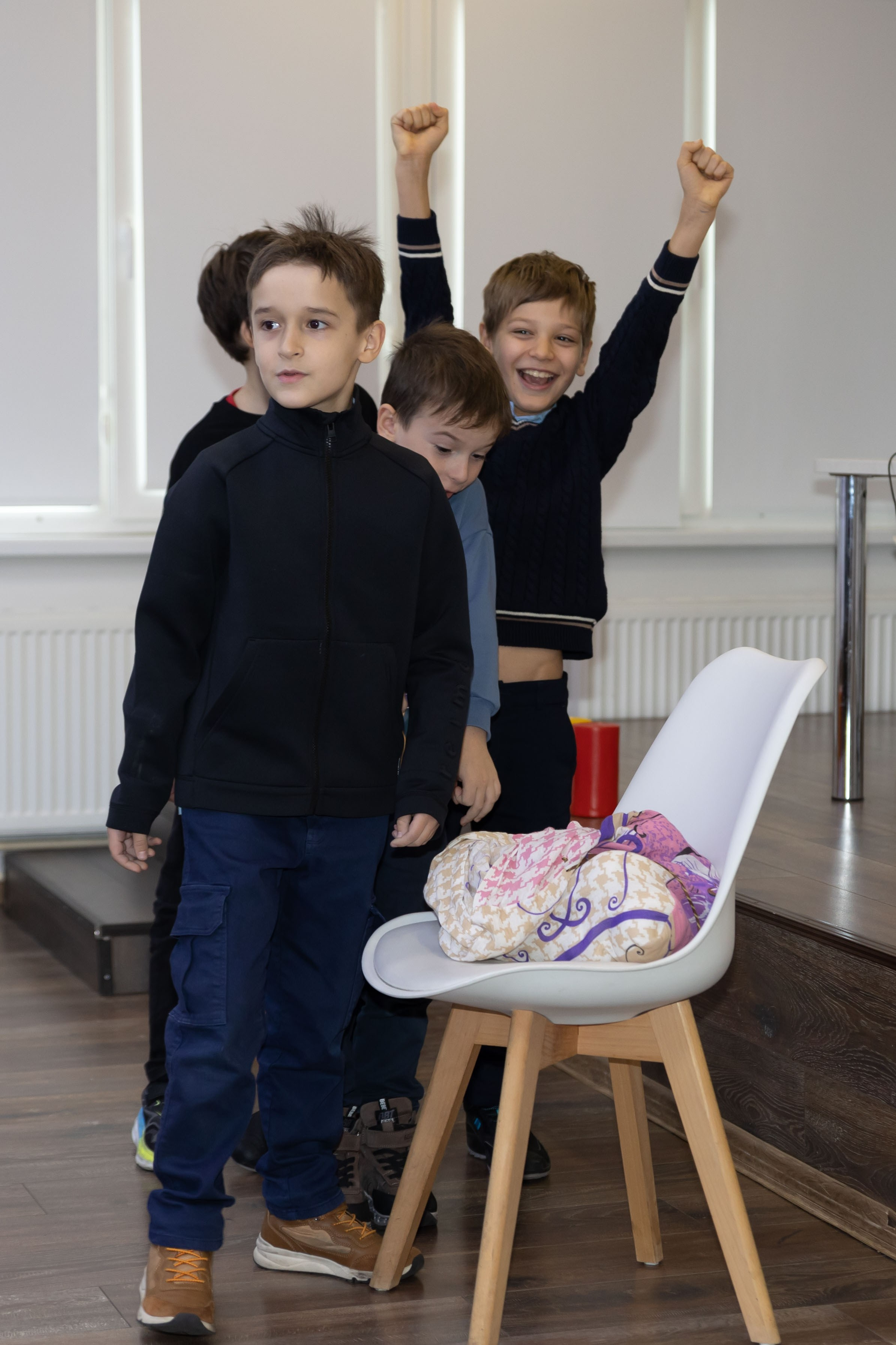 Экскурсии с классом. Школьный и детсадовский фотограф Москва. Детский фотограф