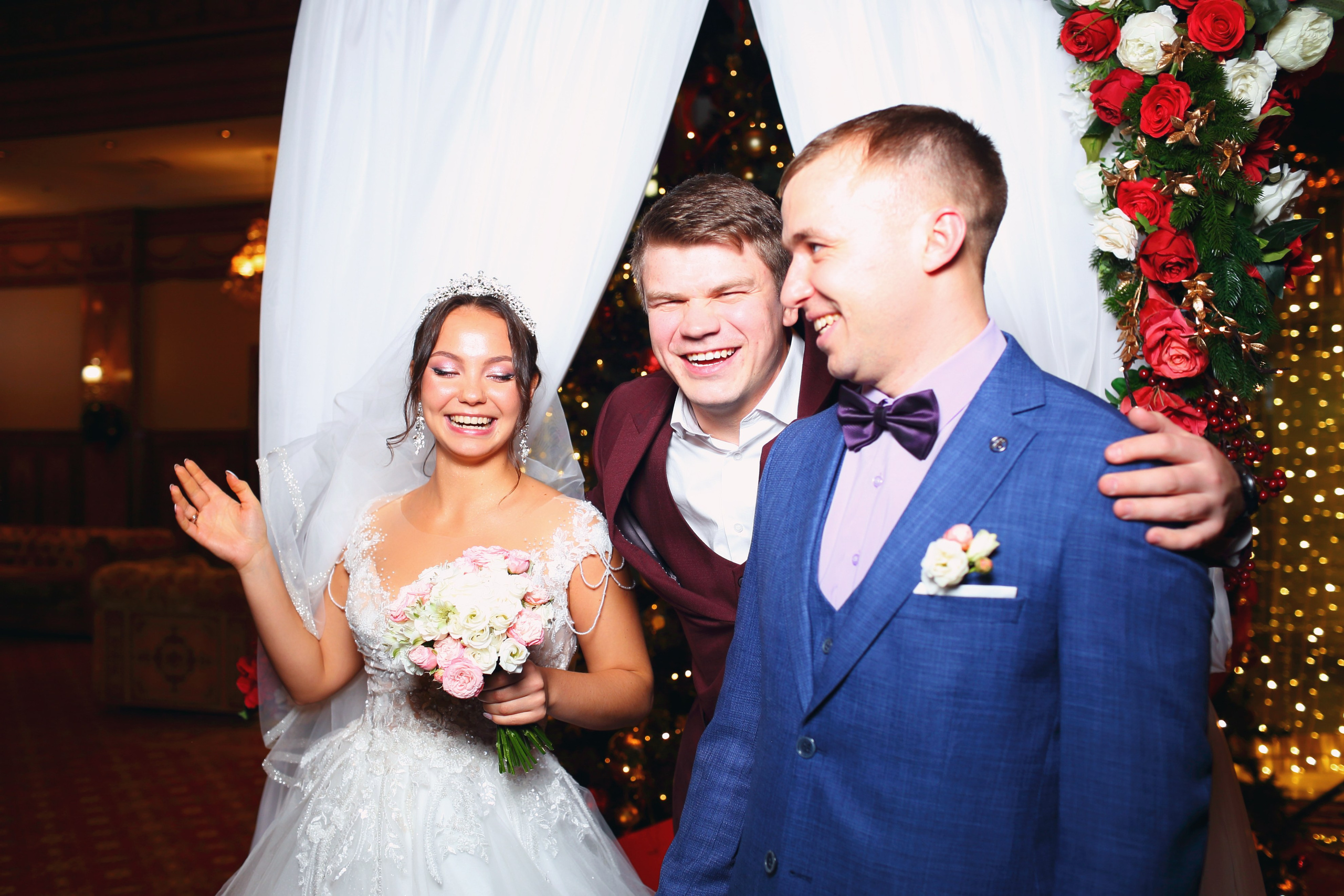 Съемка выездной регистрации в отеле. Свадебный и репортажный фотограф в Ярославле и Санкт-Петербурге Роман Микрюков