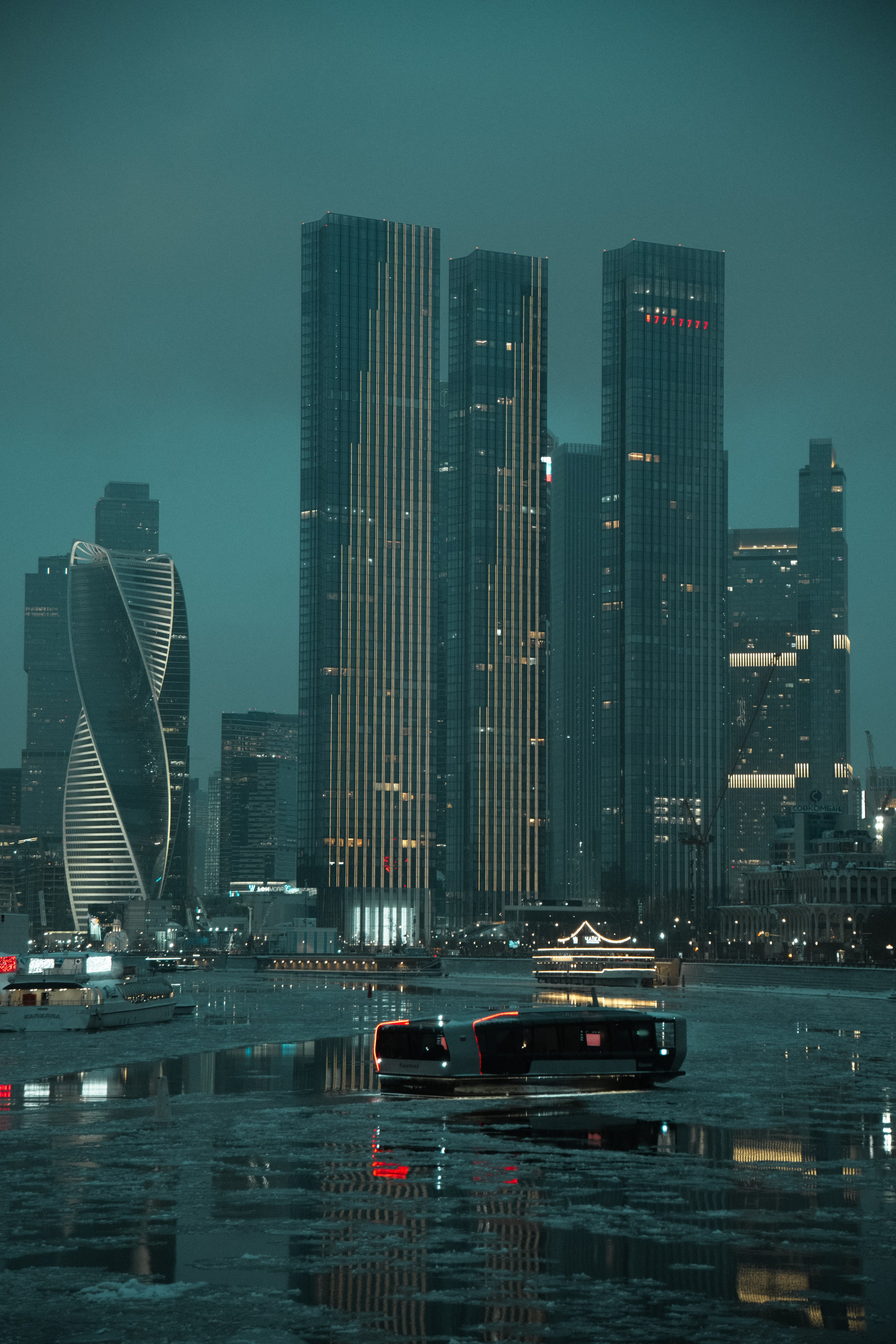 Стрит. Molotov Photographer