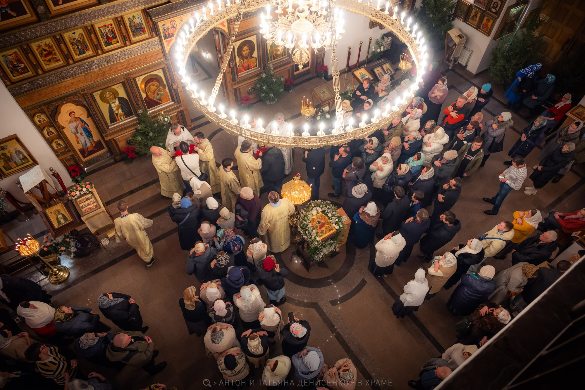 Храм Алексия Мечева в Вешняках. Рождество Христово. Антон и Татьяна Денисенко — В храме