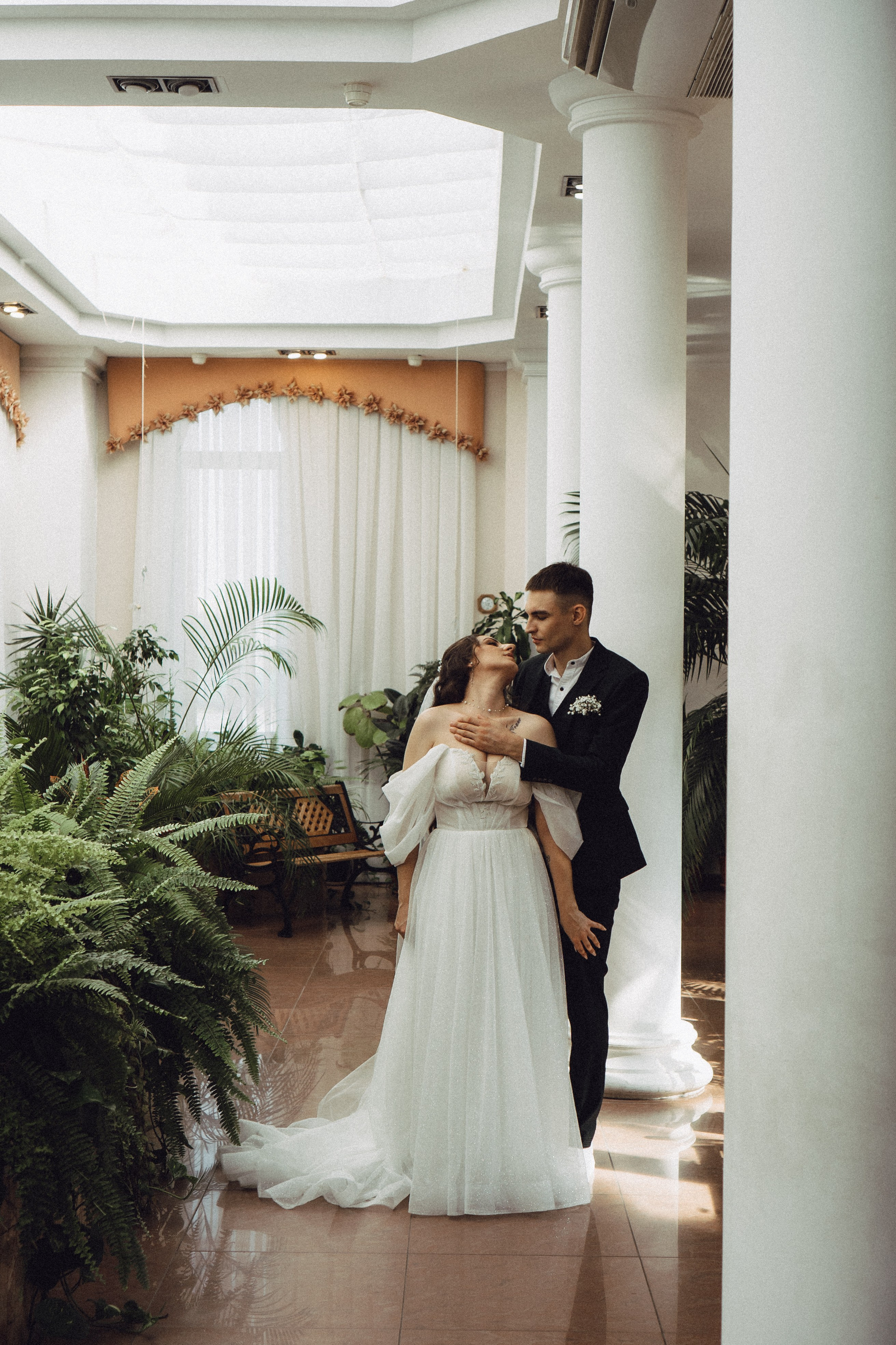 СВАДЕБНАЯ СЬЕМК В ПАРКЕ 300-ЛЕТИЯ. Профессиональный фотограф, Санкт-Петербург — Виктория Богомолова