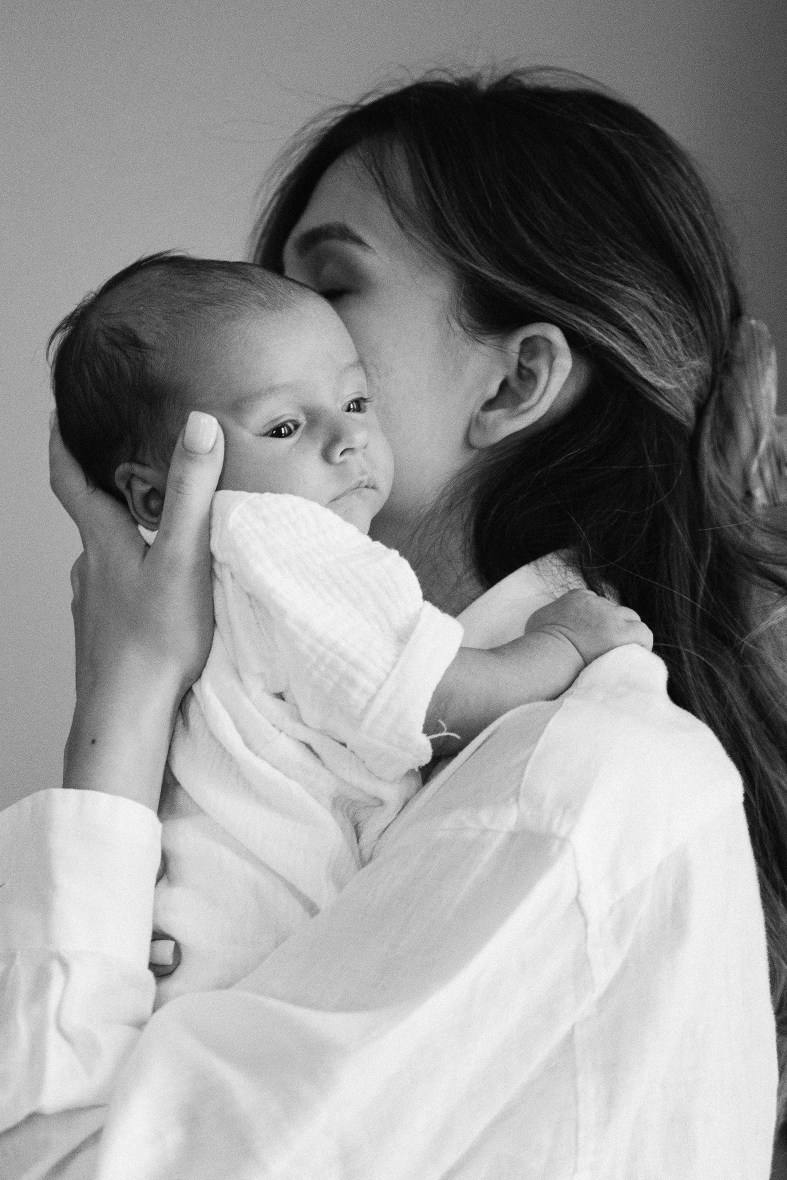 Диана, Рустам, Дамир, домашняя newborn. Семейный фотограф в Москве Марина Петра