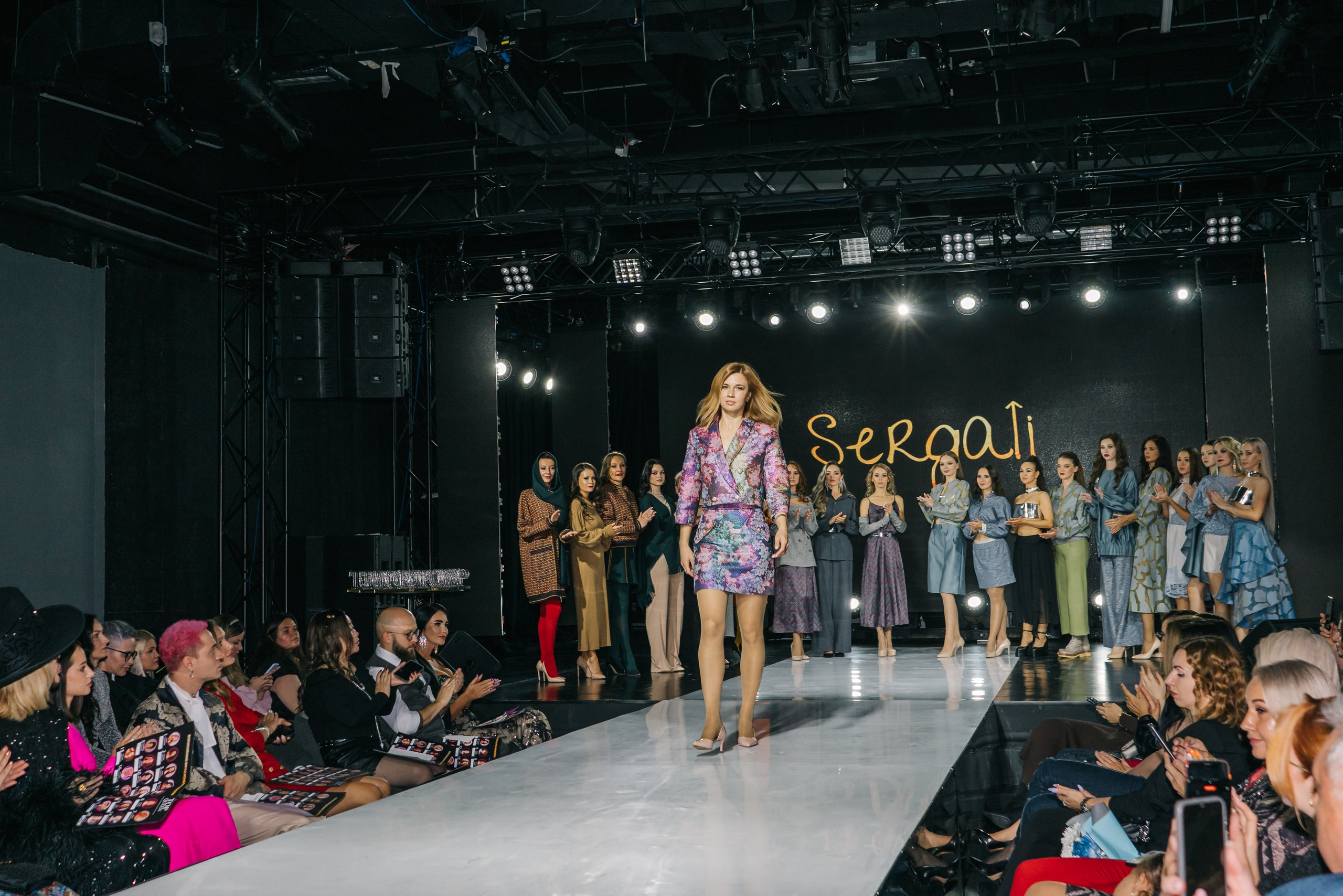 World fashion. Женский фотограф в Москве Анастасия Сидорова