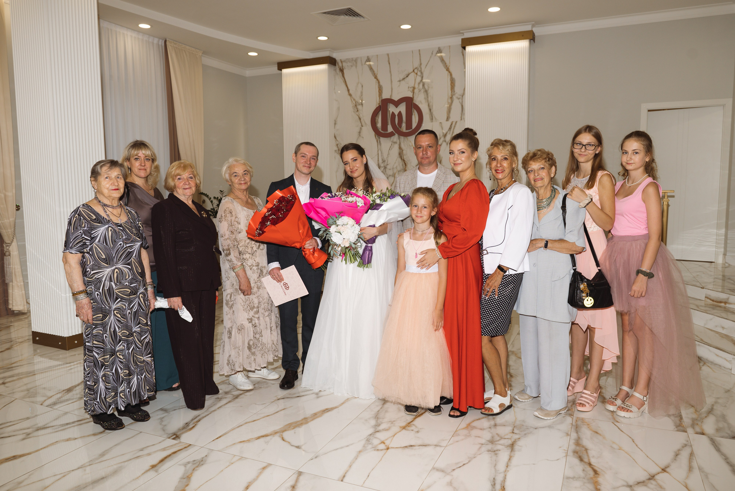 Свадьба в ЗаВидное. Фотограф Москва Настя Профотовна. Репортажные, свадебные и контент фотосессии