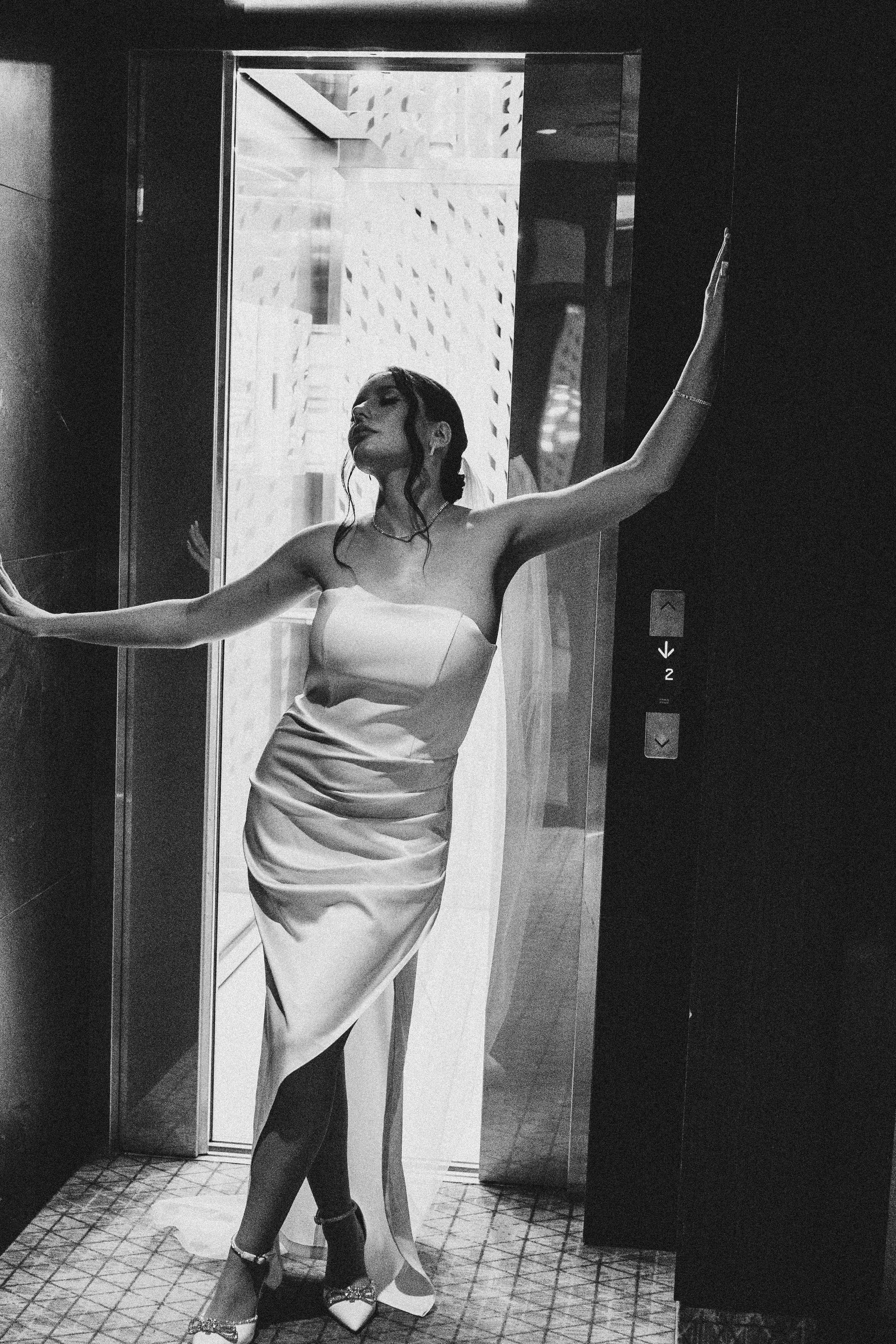 СВАДЕБНАЯ СЬЕМКА СБОРОВ ЖЕНИХА И НЕВЕСТЫ В ОТЕЛЕ И ТАКЖЕ ФОТОСЕССИИЯ В ОТЕЛЕЕ МЕГАПОЛИС БРЯНСК. Профессиональный фотограф, Санкт-Петербург — Виктория Богомолова