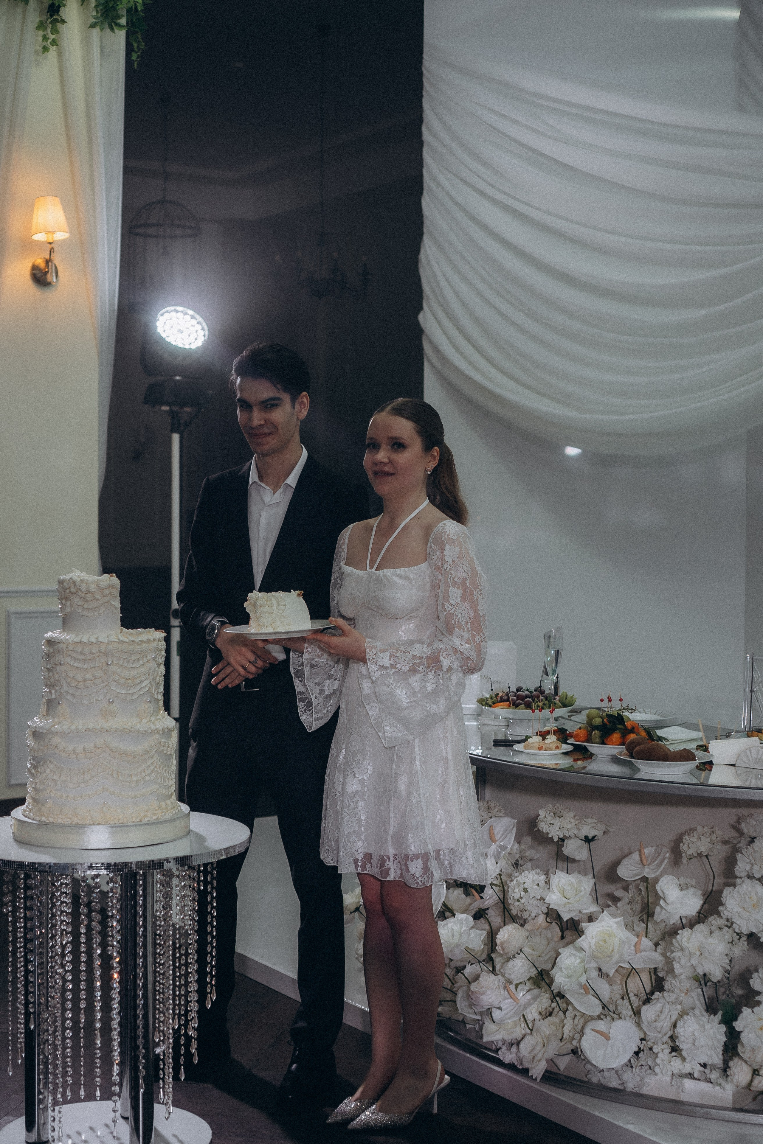 СВАДЕБНЫЙ ТОРТ. ФОТОСЕСИИЯ БАНКЕТА (СНЯТО В СИБИРЕ В НИЖНЕВАРТОВСКЕ). Профессиональный фотограф, Санкт-Петербург — Виктория Богомолова