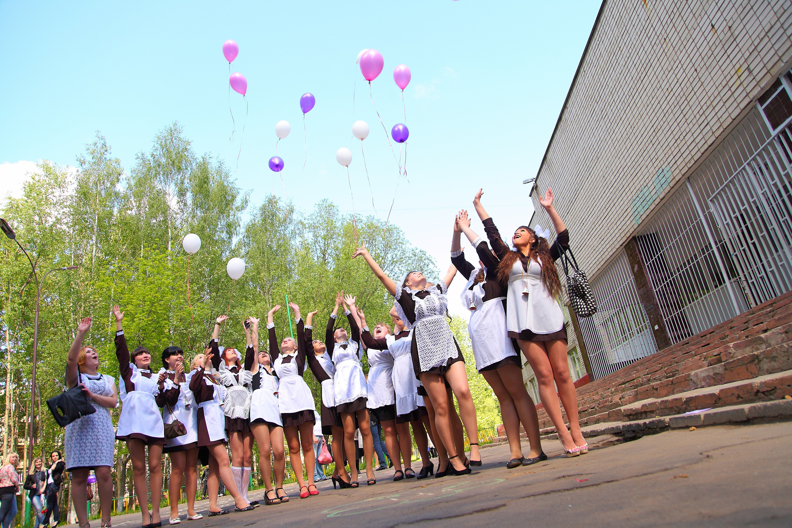Портфолио фотографа на последний звонок. Свадебный и репортажный фотограф в Ярославле и Санкт-Петербурге Роман Микрюков