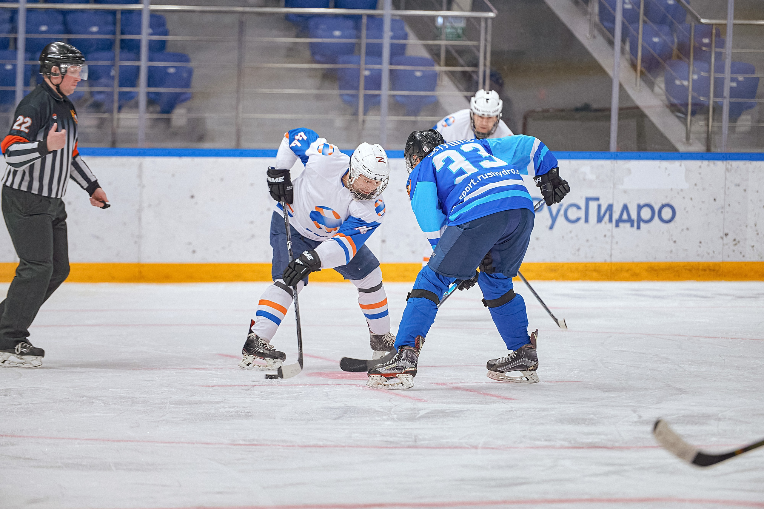 Портфолио репортажной фотосъёмки: Кристалл арена — Хоккей — РусГидро. Фотограф Яковлев Роман — Красноярск
