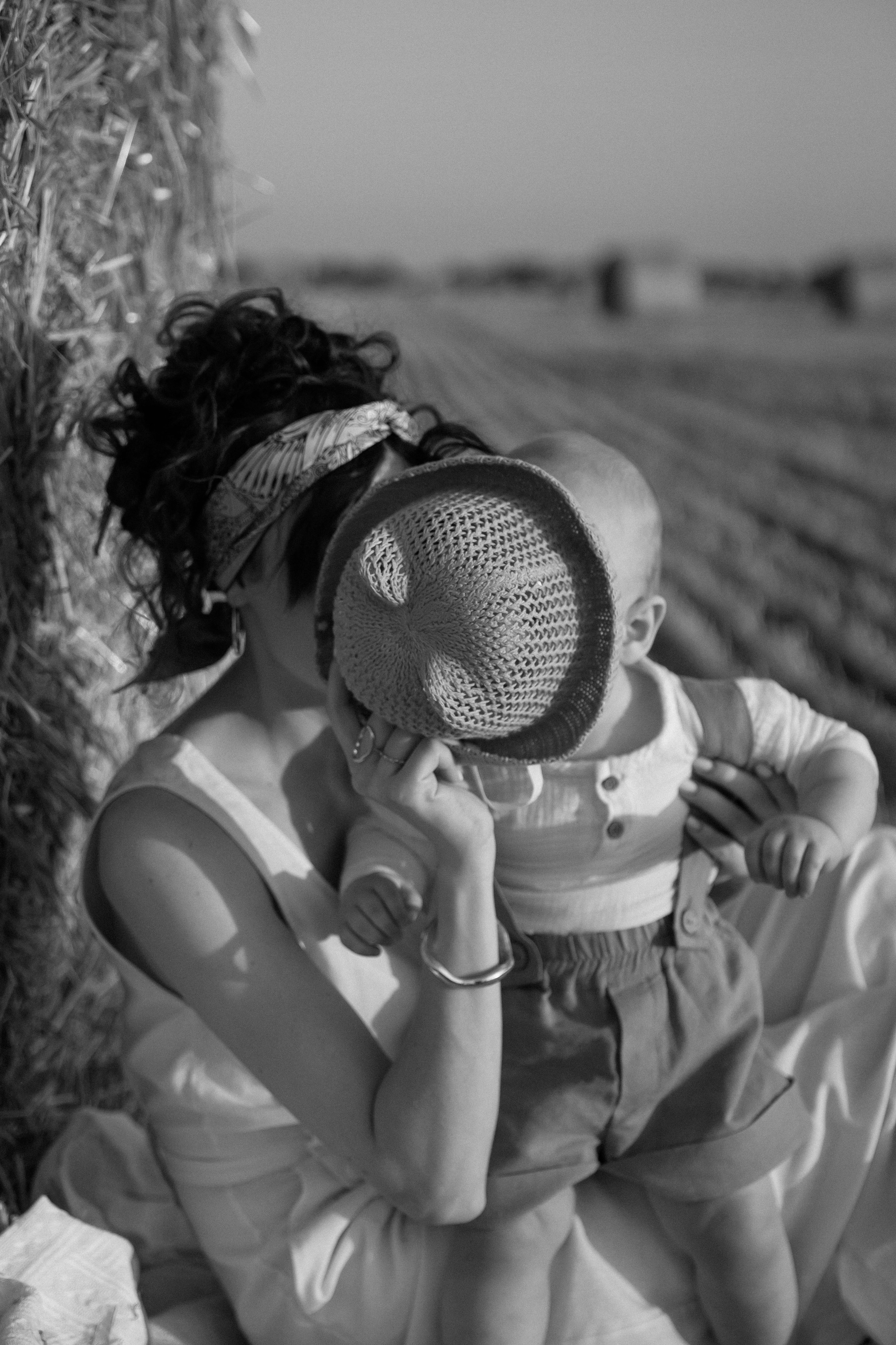 Поле. Лето. Тёплый ветерок. Семейный и свадебный фотограф в Краснодаре. Кристина Ендальцева