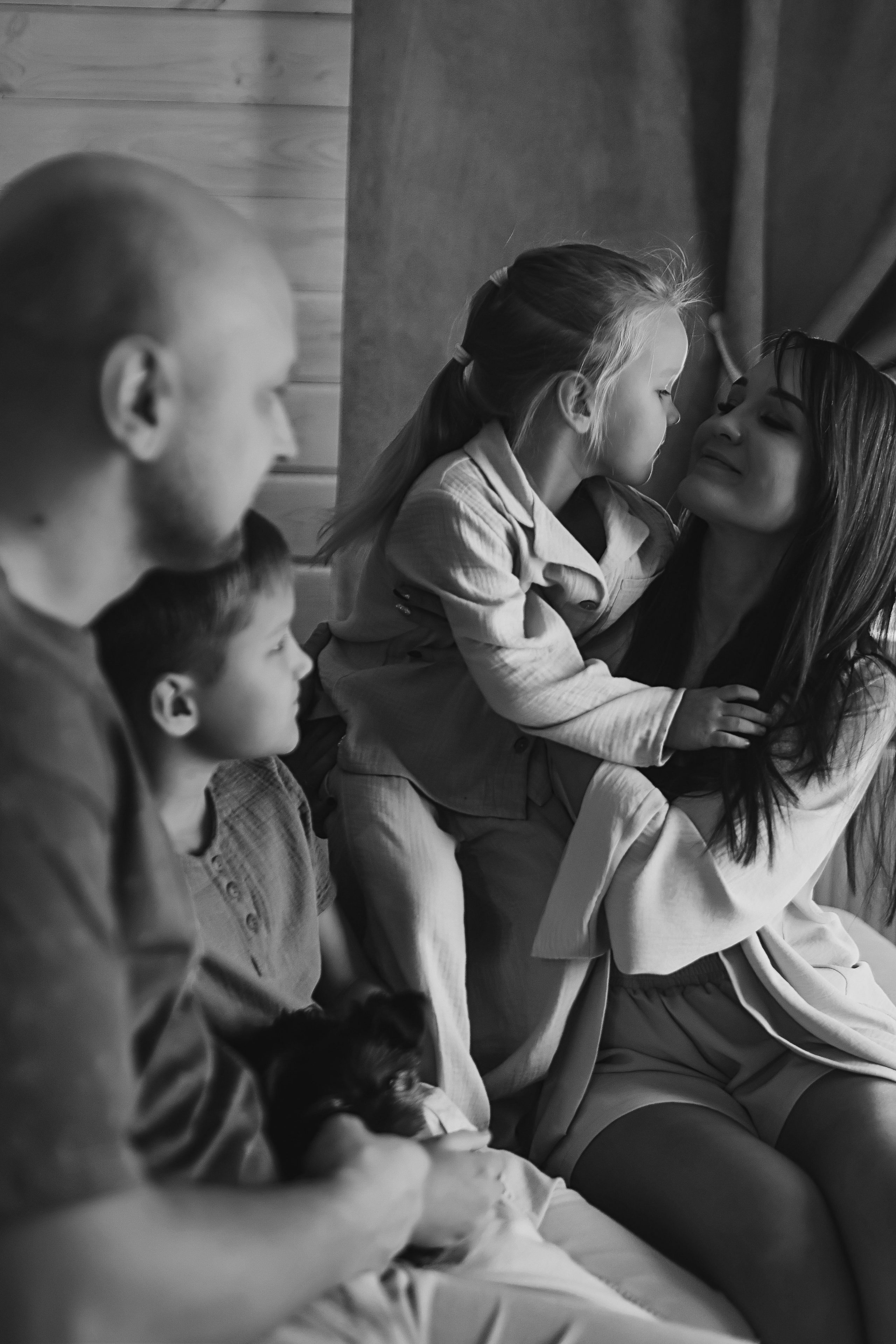 Домашняя. Семейный фотограф Тюмень, фотограф на роды Салмина Мария