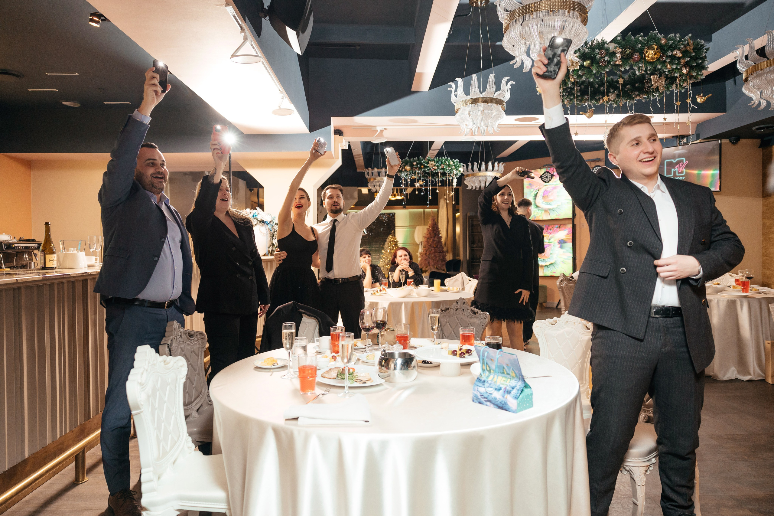 Новогодний корпоратив Брик приемка. Фотограф для бизнеса Константин Брусницын в Екатеринбурге