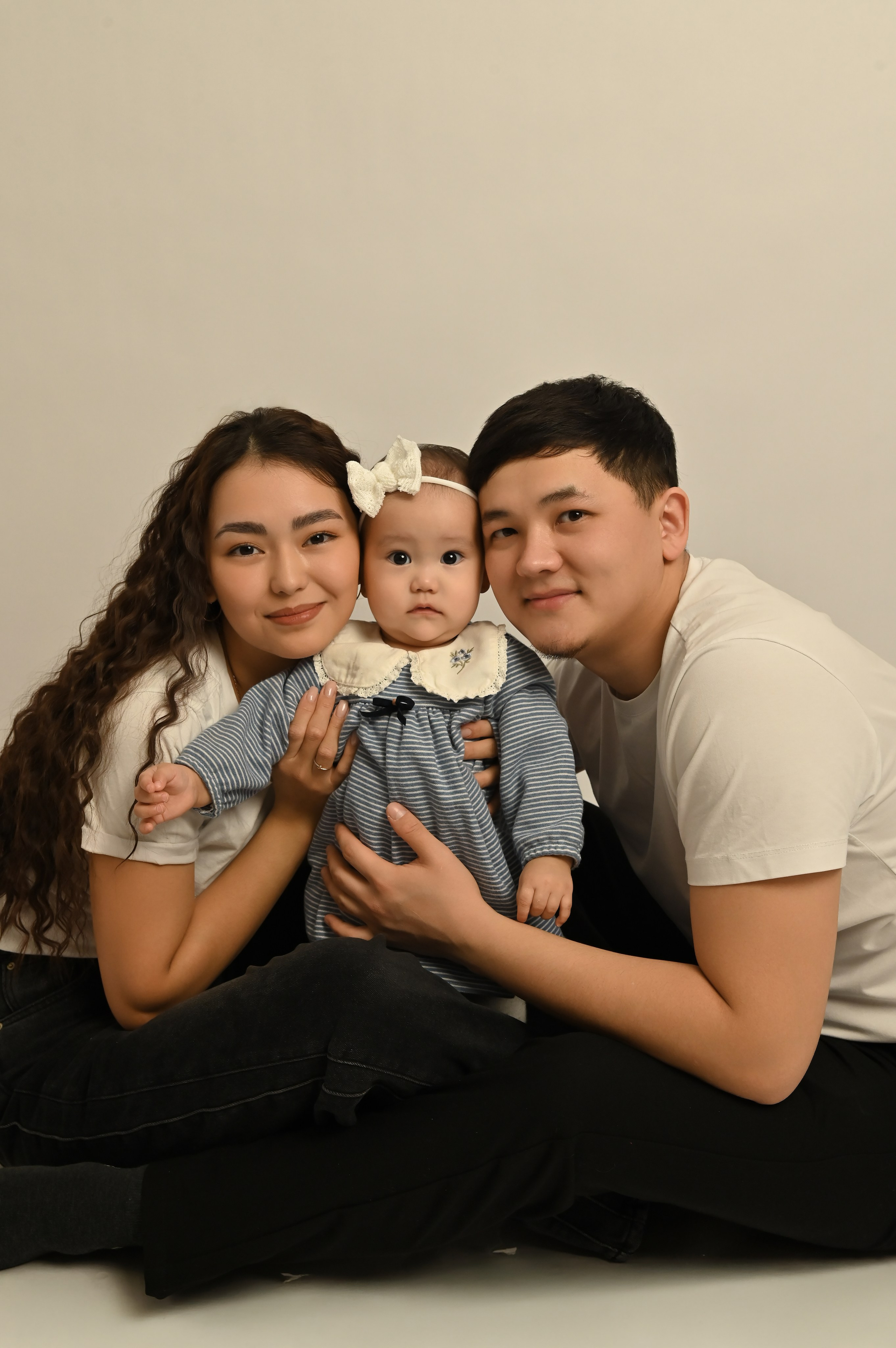 Фотосессия Годик Томирис. Фотограф Новорожденных и семейный Элла Огай г. Сатпаев