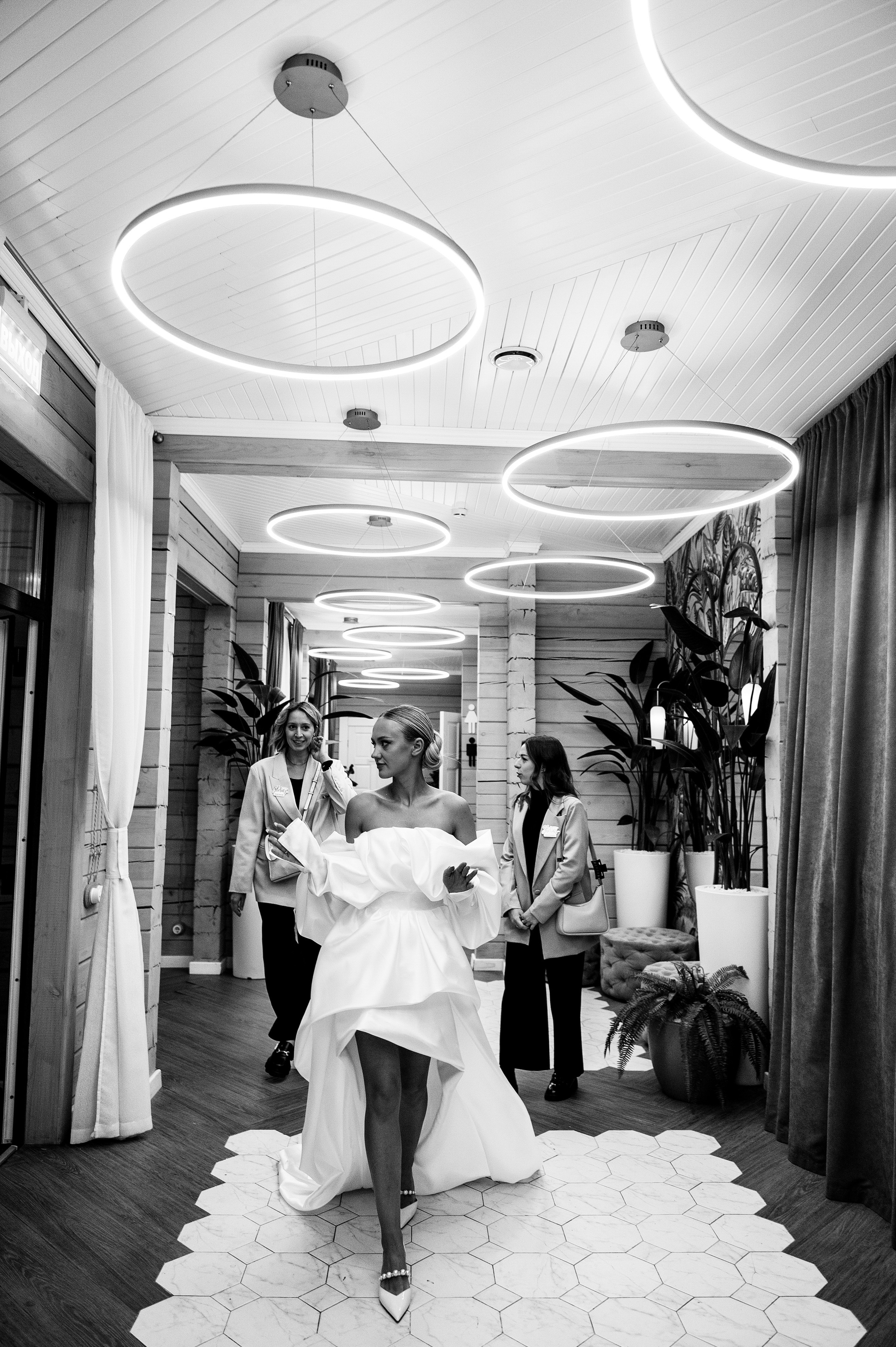 Шлейф для енота. Свадебный фотограф Саша Базенко