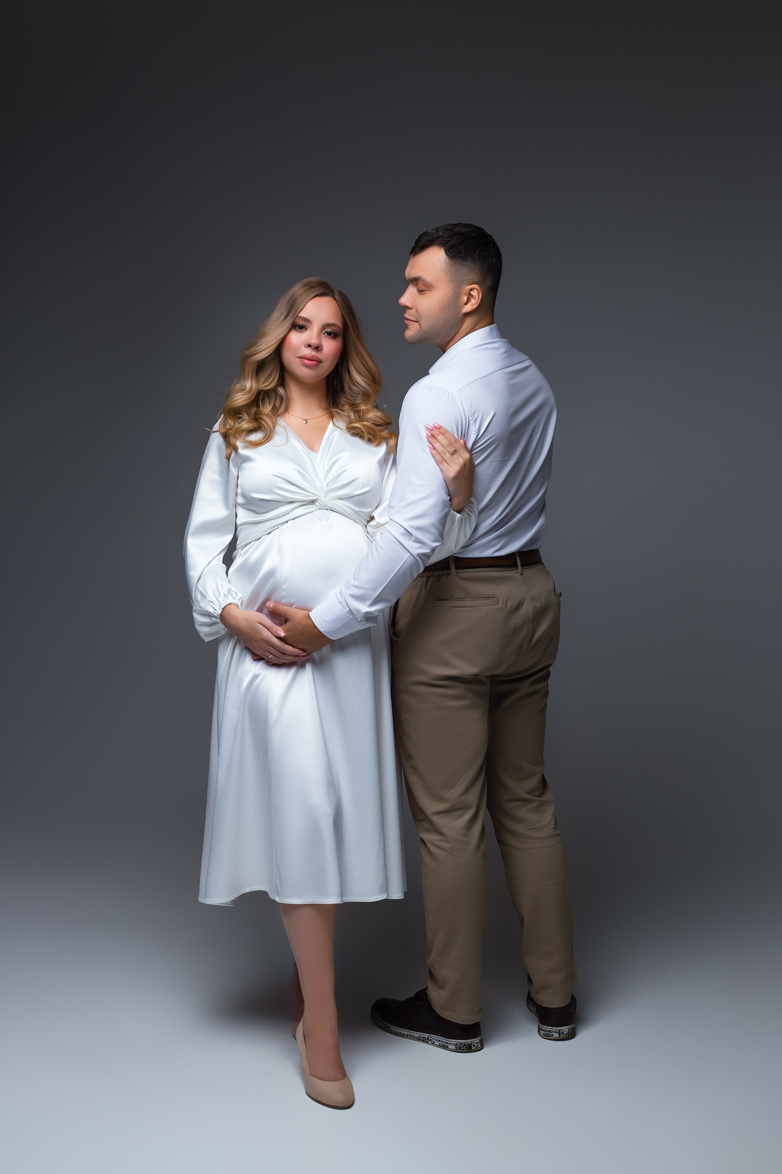 Дарья в ожидании малыша. Фотограф беременности в Хабаровске Сарычева Надежда