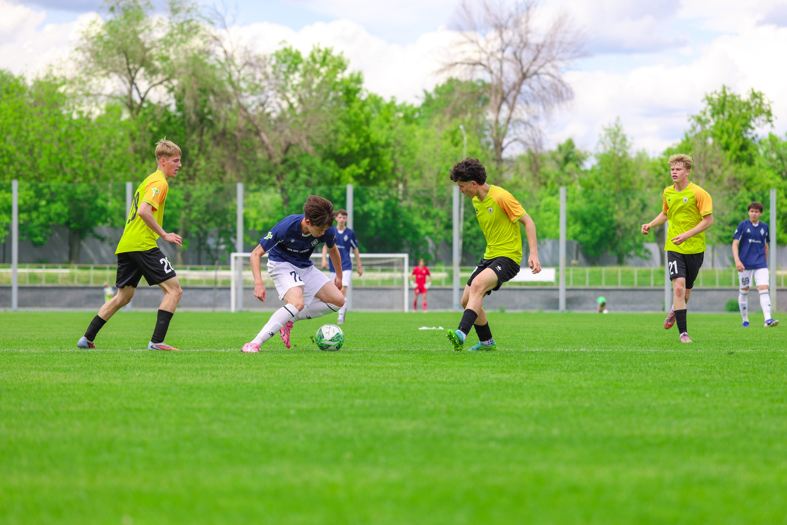 Юношеская футбольная лига Поволжье U-16. Крылья Советов — Волга