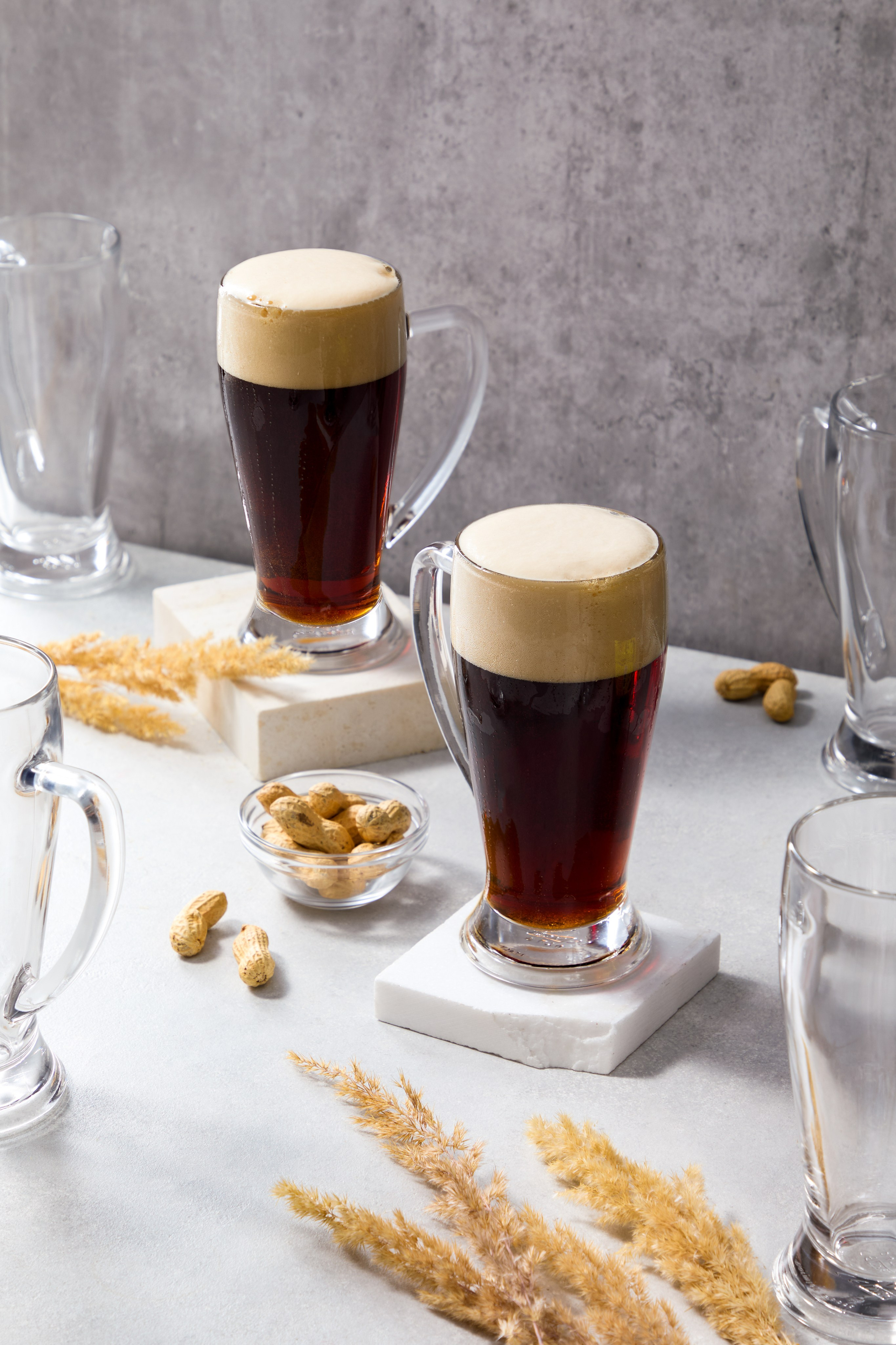 Стеклянные бокалы. Сайт о предметной, имиджевой и портретной фотографии, фотограф Фил Киреев