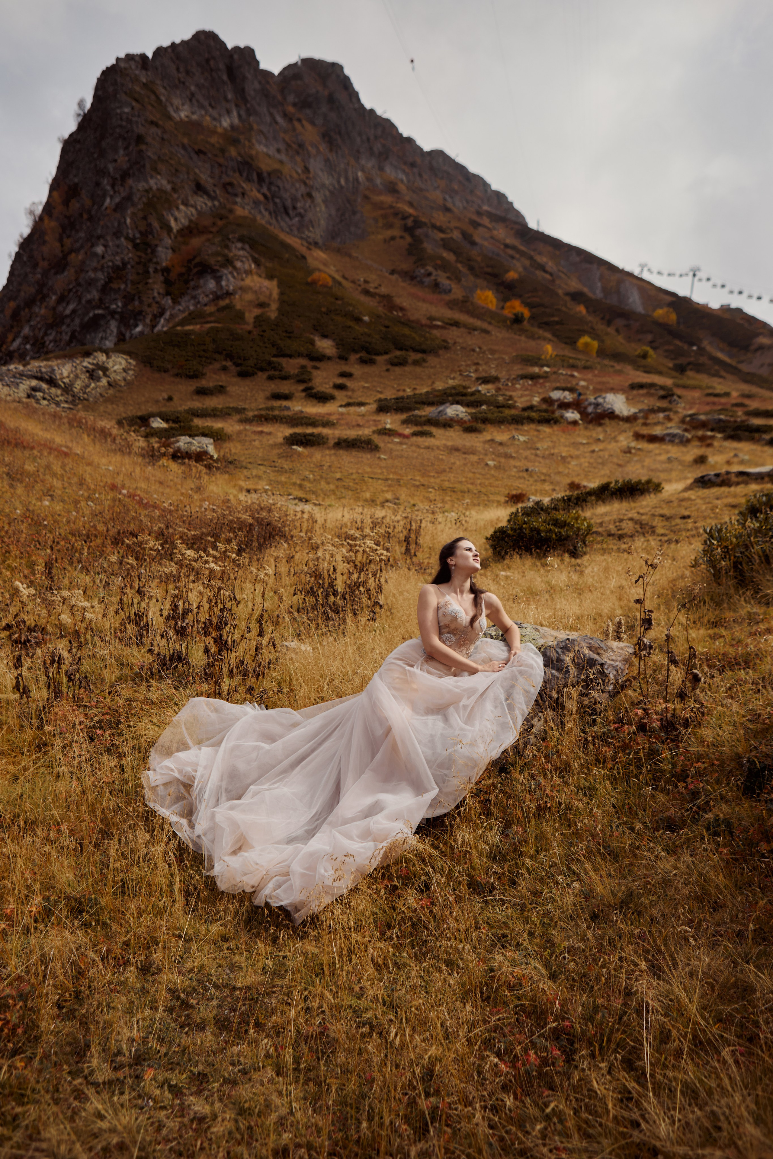 Свадебная фотосессия в горах. Свадебный и семейный фотограф в Сочи-Красной поляне Ларионова Анна