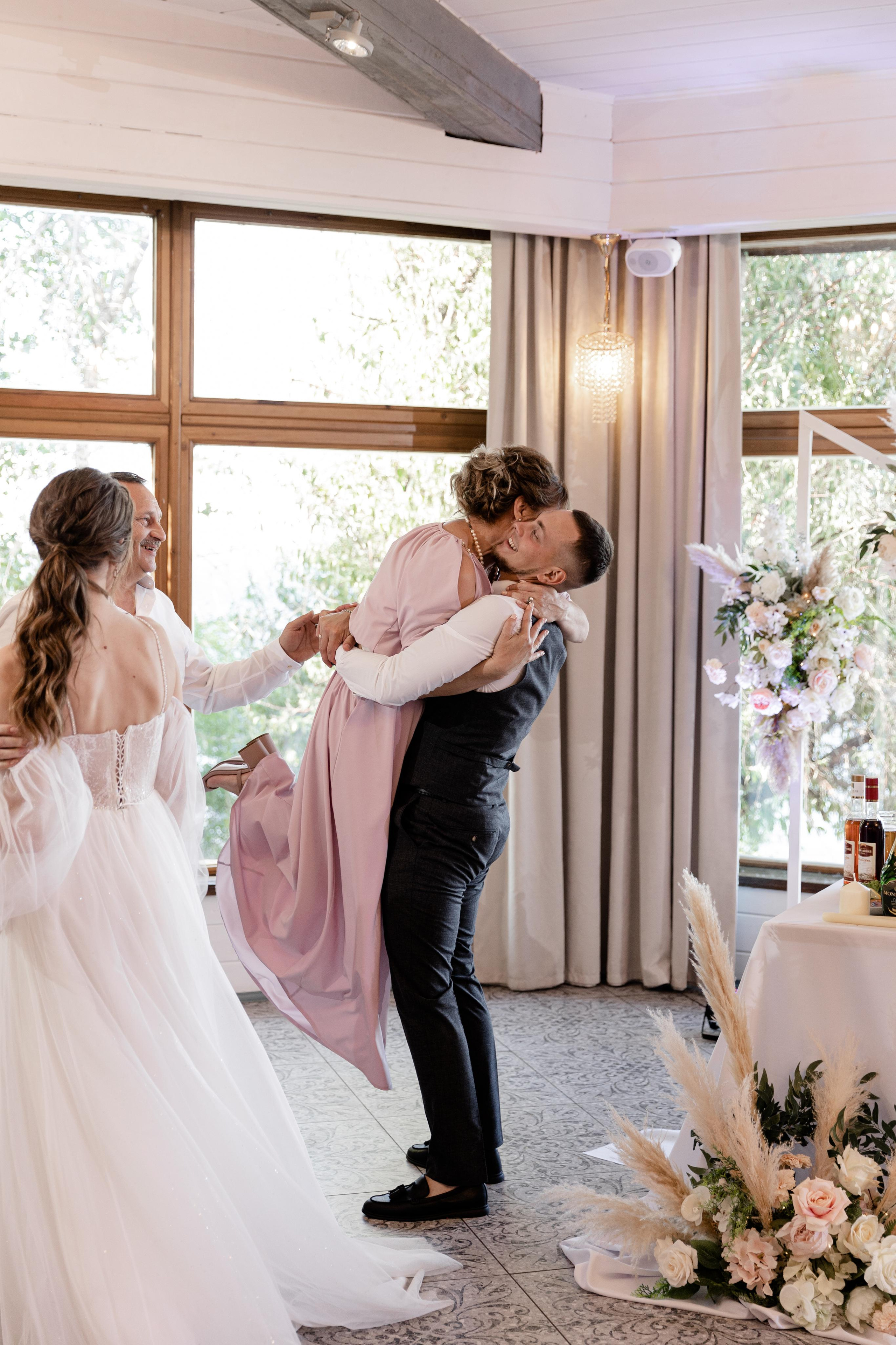 Ирина и Виктор. Свадебный и семейный фотограф