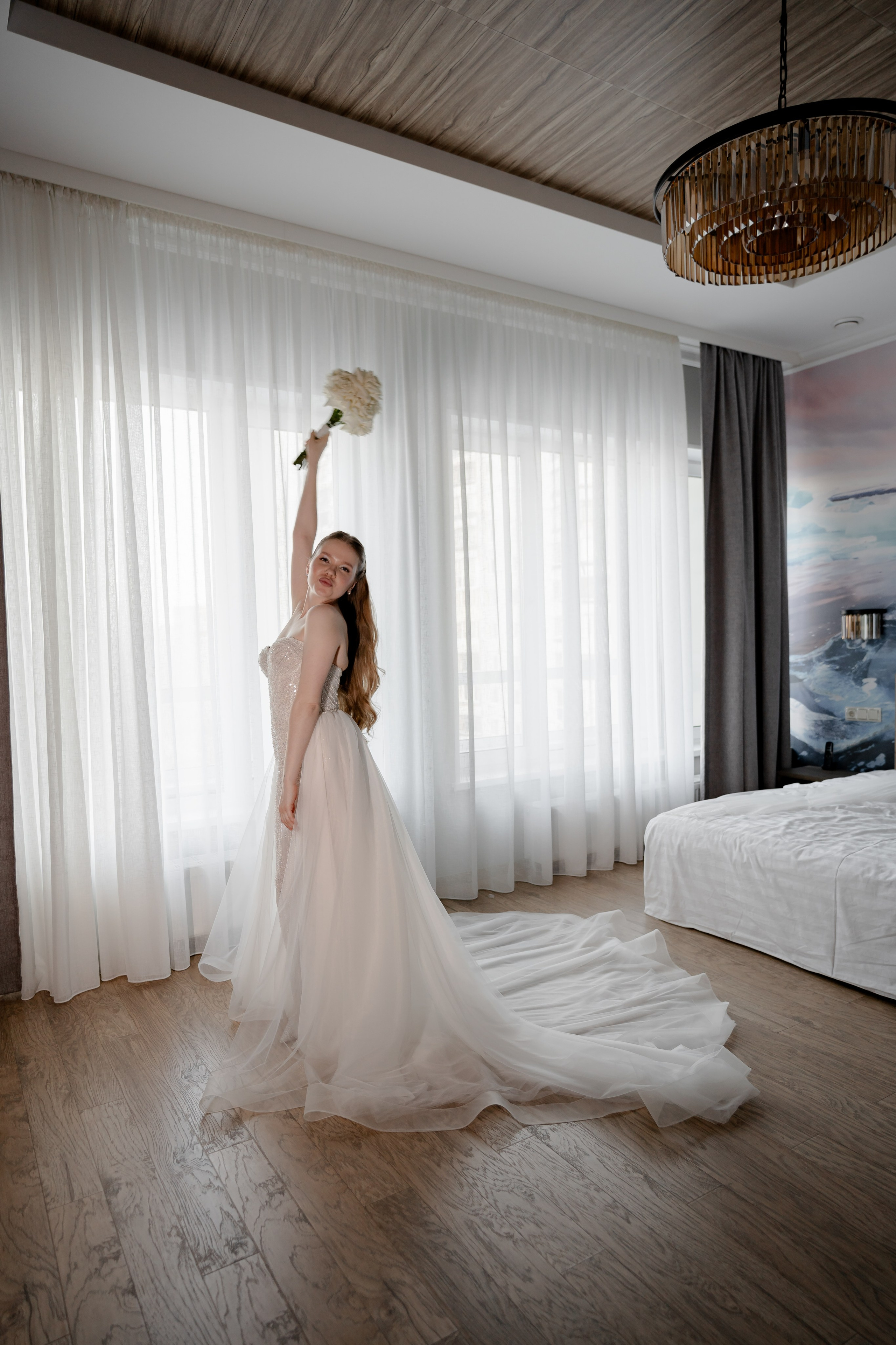 СВАДЕБНАЯ СЬЕМКА СБОРОВ В ОТЕЛЕ И ВЫЕЗД НА ЦЕРЕМОНИЮ (СНЯТО В СИБИРЕ В НИЖНЕВАРТОВСКЕ). Профессиональный фотограф, Санкт-Петербург — Виктория Богомолова