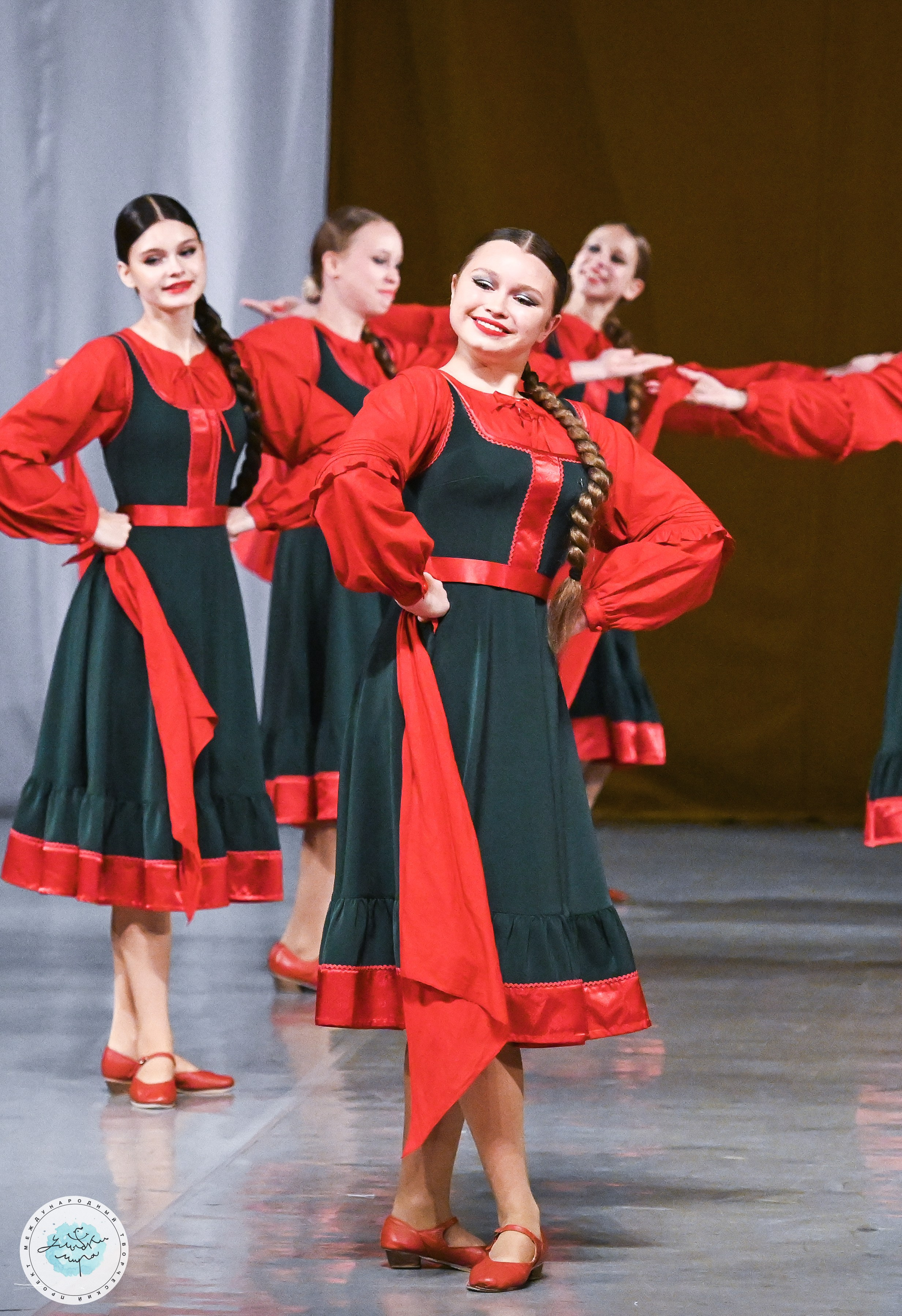 08.07.2025 «Улыбки Мира» Финал Международного творческого проекта г. Санкт-Петербург. Медиастудия Фото Концепт