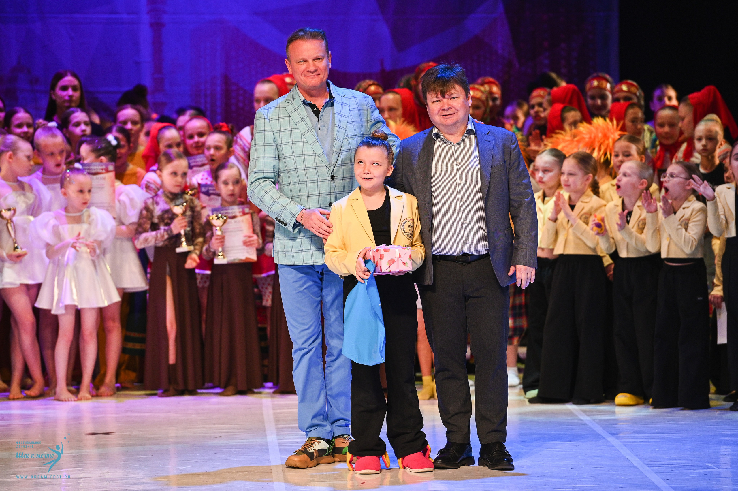 17.05.2025 «Московский Звездопад» Фестивальное движение «Шаг к мечте» г. Москва. Медиастудия Фото Концепт